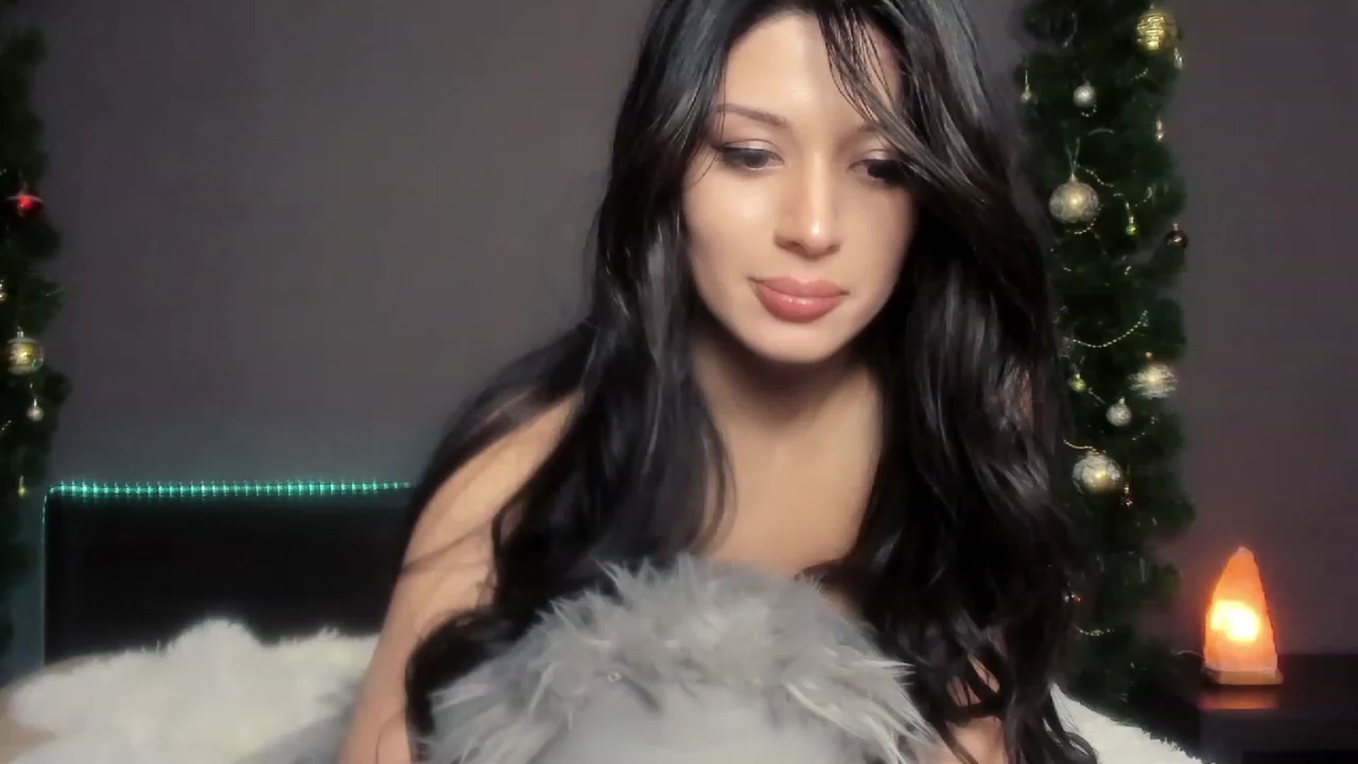 Gallery image thumbnail from Angel_on_Duty's myfreecams stream on, 12/21/2023, 02:19 image 19 of 20