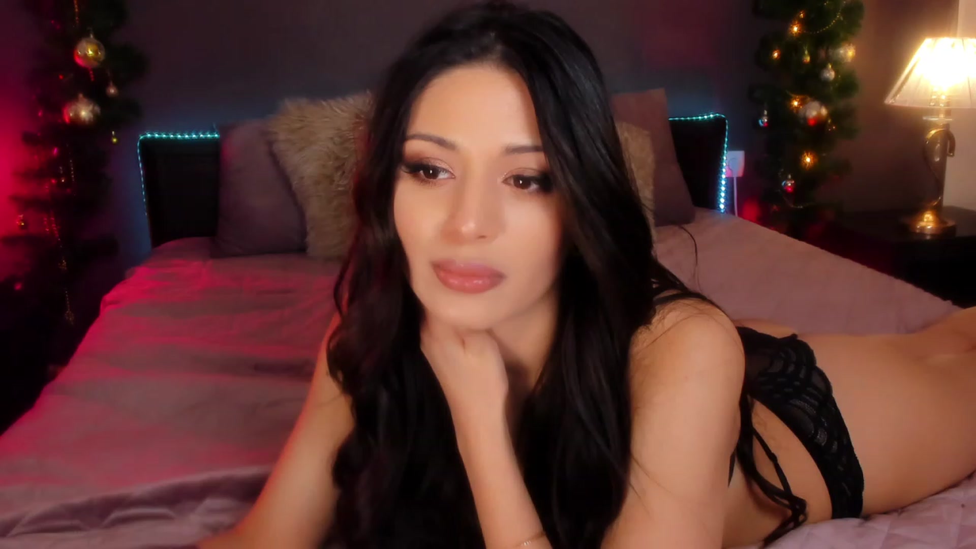 Gallery image thumbnail from Angel_on_Duty's myfreecams stream on, 01/20/2024, 24:21 image 14 of 20