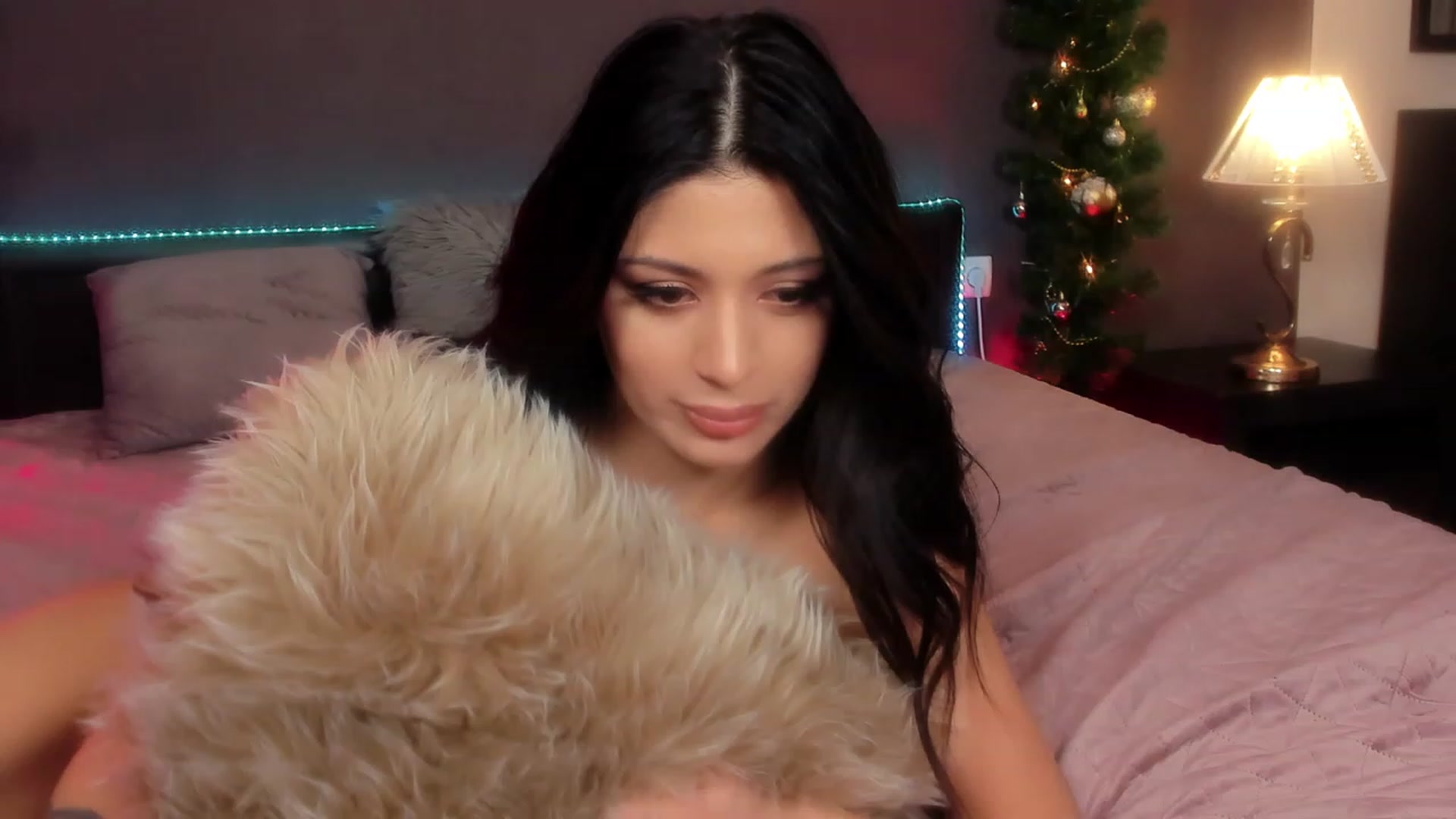 Gallery image thumbnail from Angel_on_Duty's myfreecams stream on, 01/20/2024, 05:13 image 11 of 20