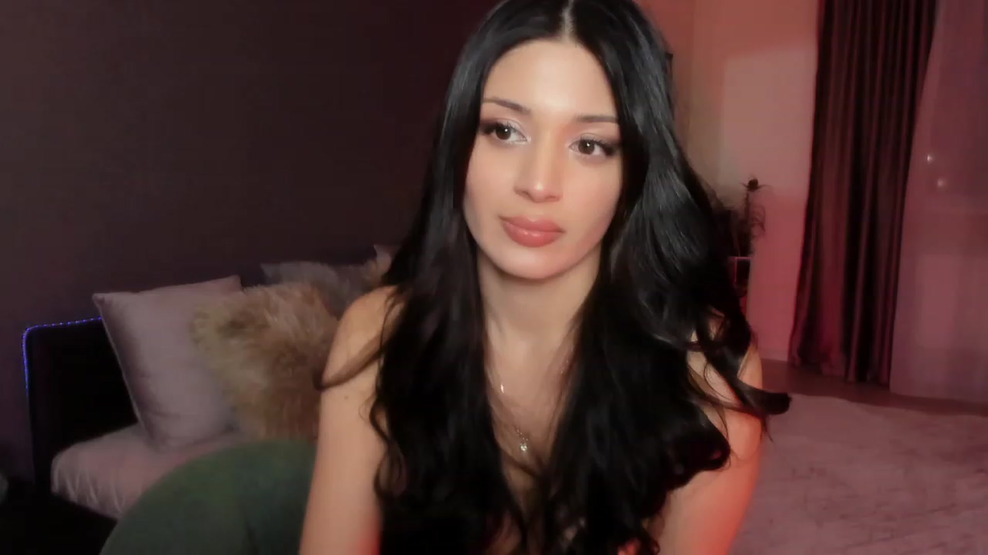 Gallery image thumbnail from Angel_on_Duty's myfreecams stream on, 01/22/2024, 02:47 image 14 of 20