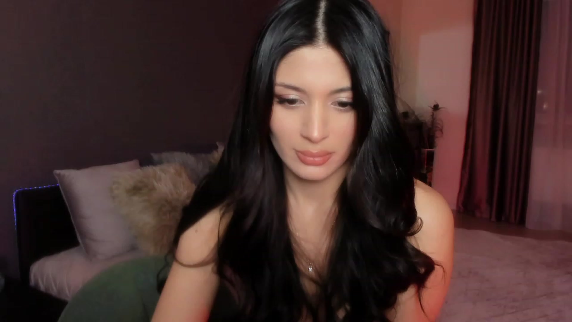 Gallery image thumbnail from Angel_on_Duty's myfreecams stream on, 01/22/2024, 02:47 image 15 of 20