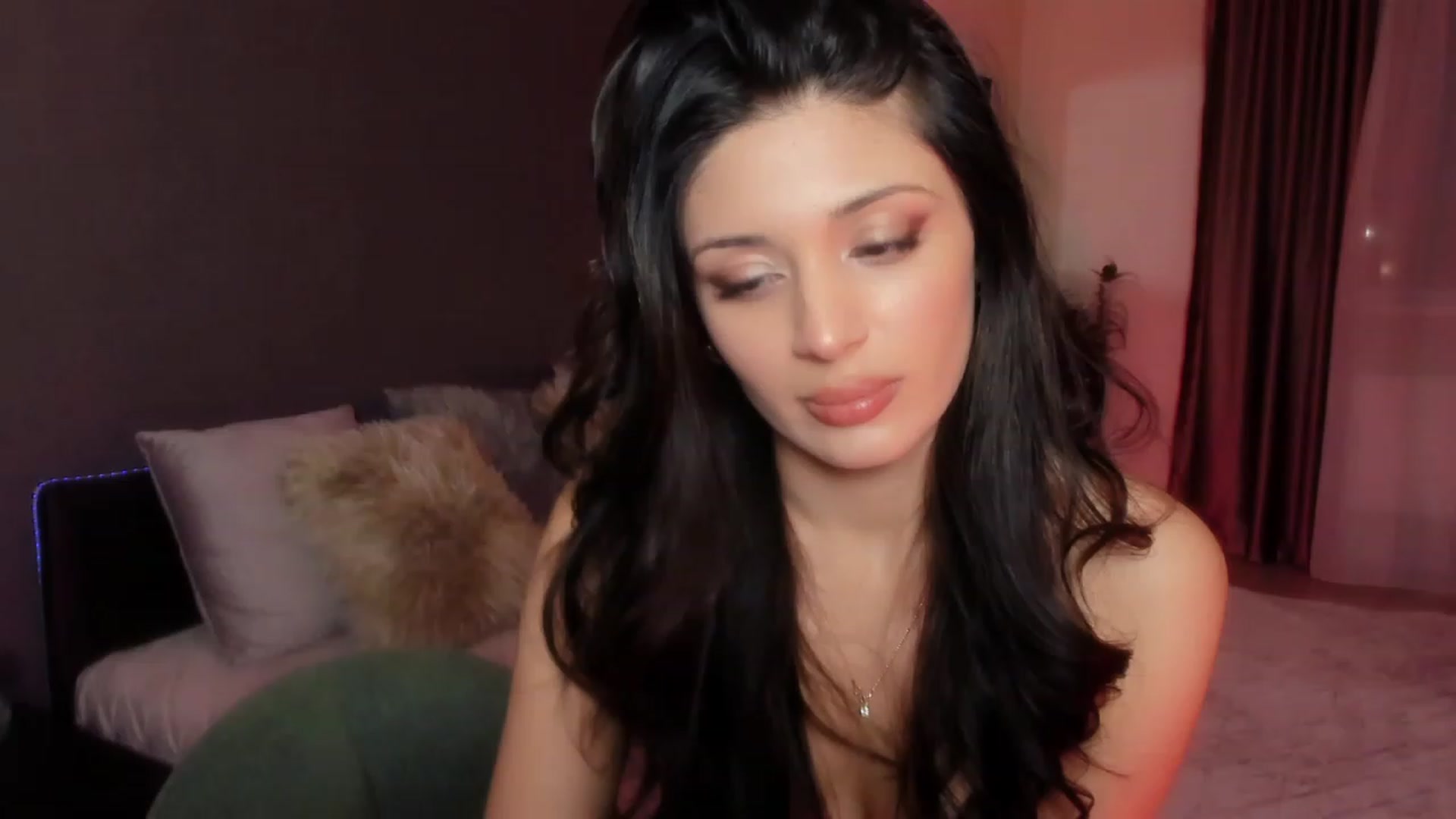 Gallery image thumbnail from Angel_on_Duty's myfreecams stream on, 01/22/2024, 02:47 image 16 of 20