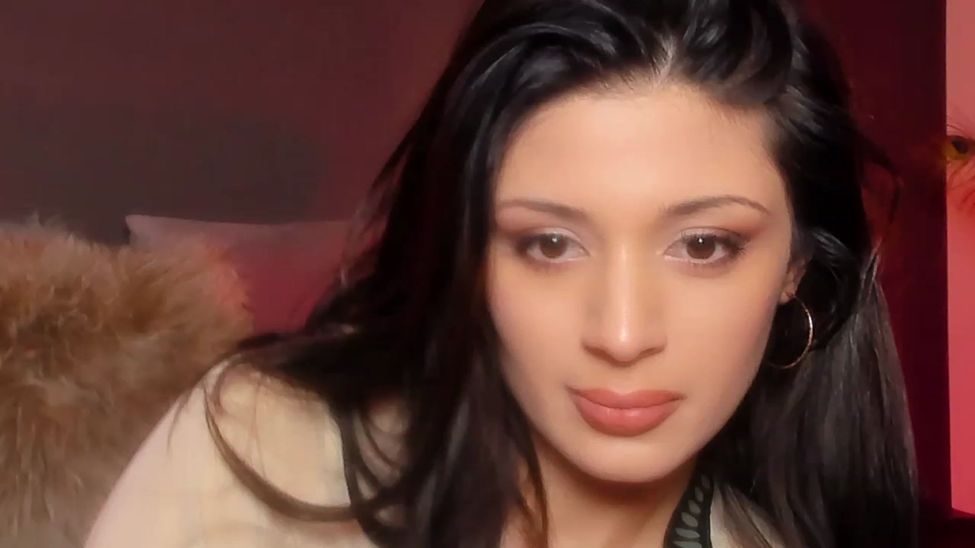 Gallery image thumbnail from Angel_on_Duty's myfreecams stream on, 01/26/2024, 24:07 image 17 of 20
