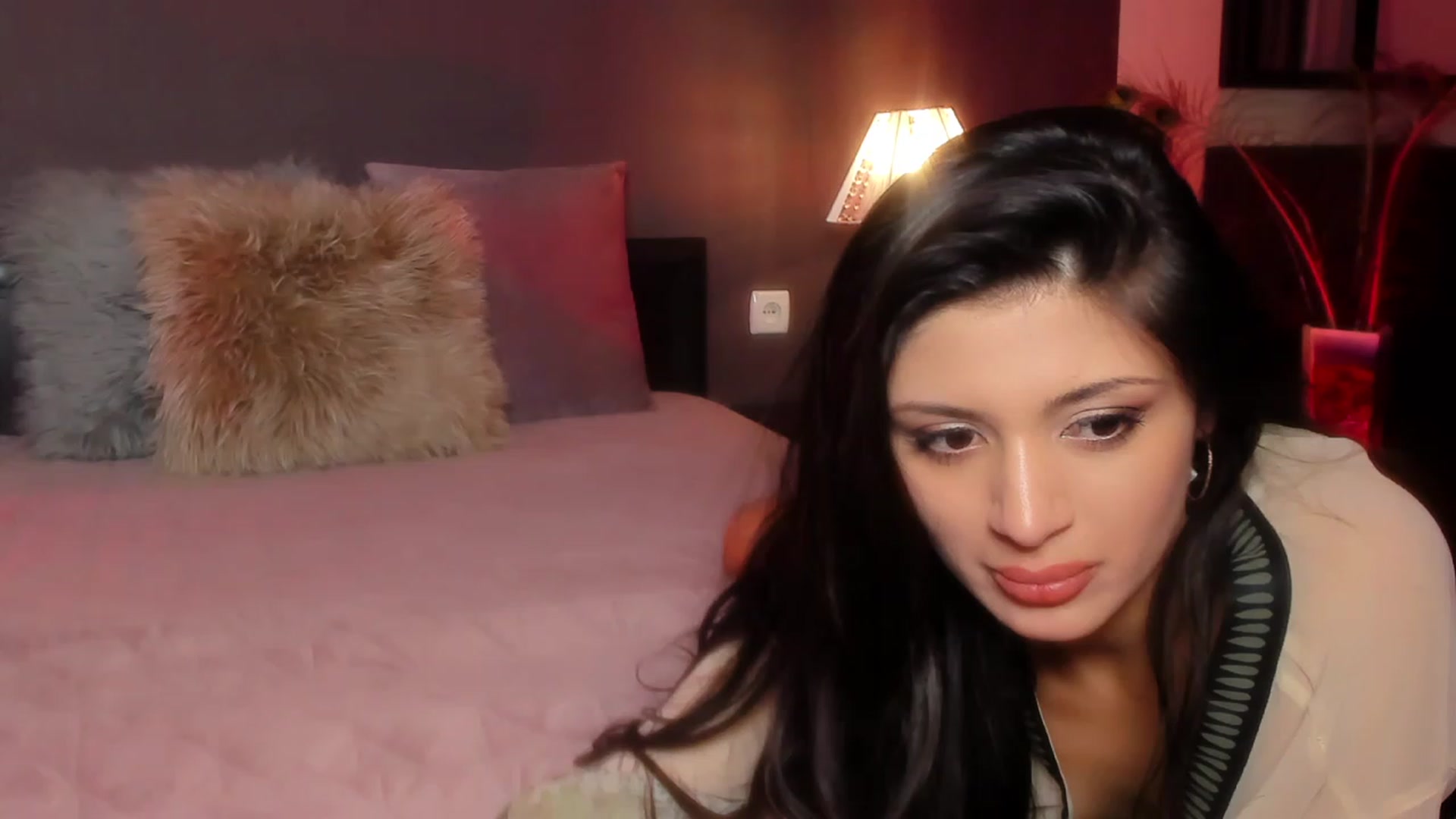 Gallery image thumbnail from Angel_on_Duty's myfreecams stream on, 01/26/2024, 03:02 image 14 of 20