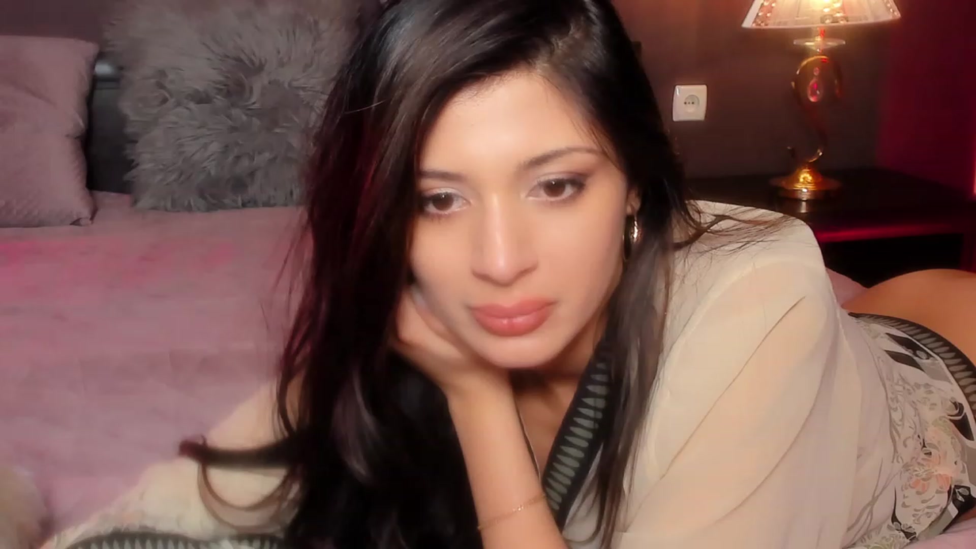 Gallery image thumbnail from Angel_on_Duty's myfreecams stream on, 01/26/2024, 04:36 image 11 of 20