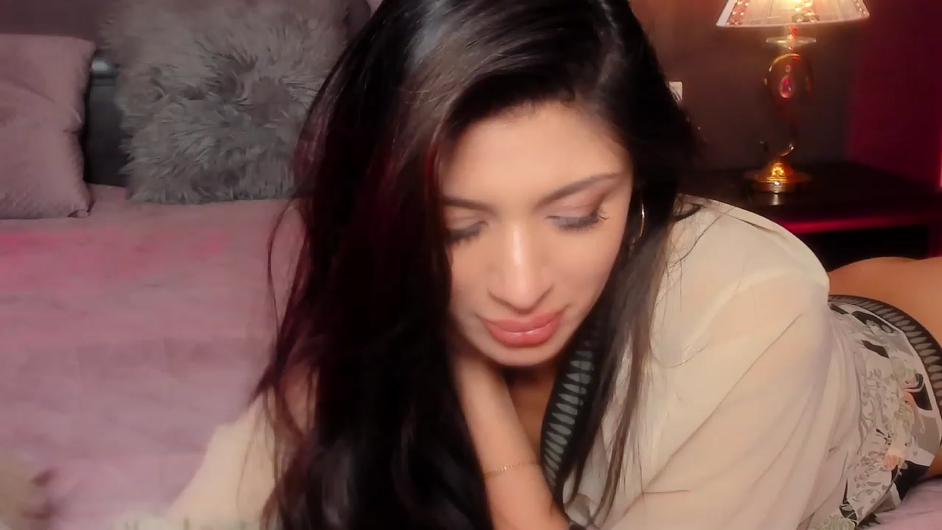 Gallery image thumbnail from Angel_on_Duty's myfreecams stream on, 01/26/2024, 04:36 image 7 of 20