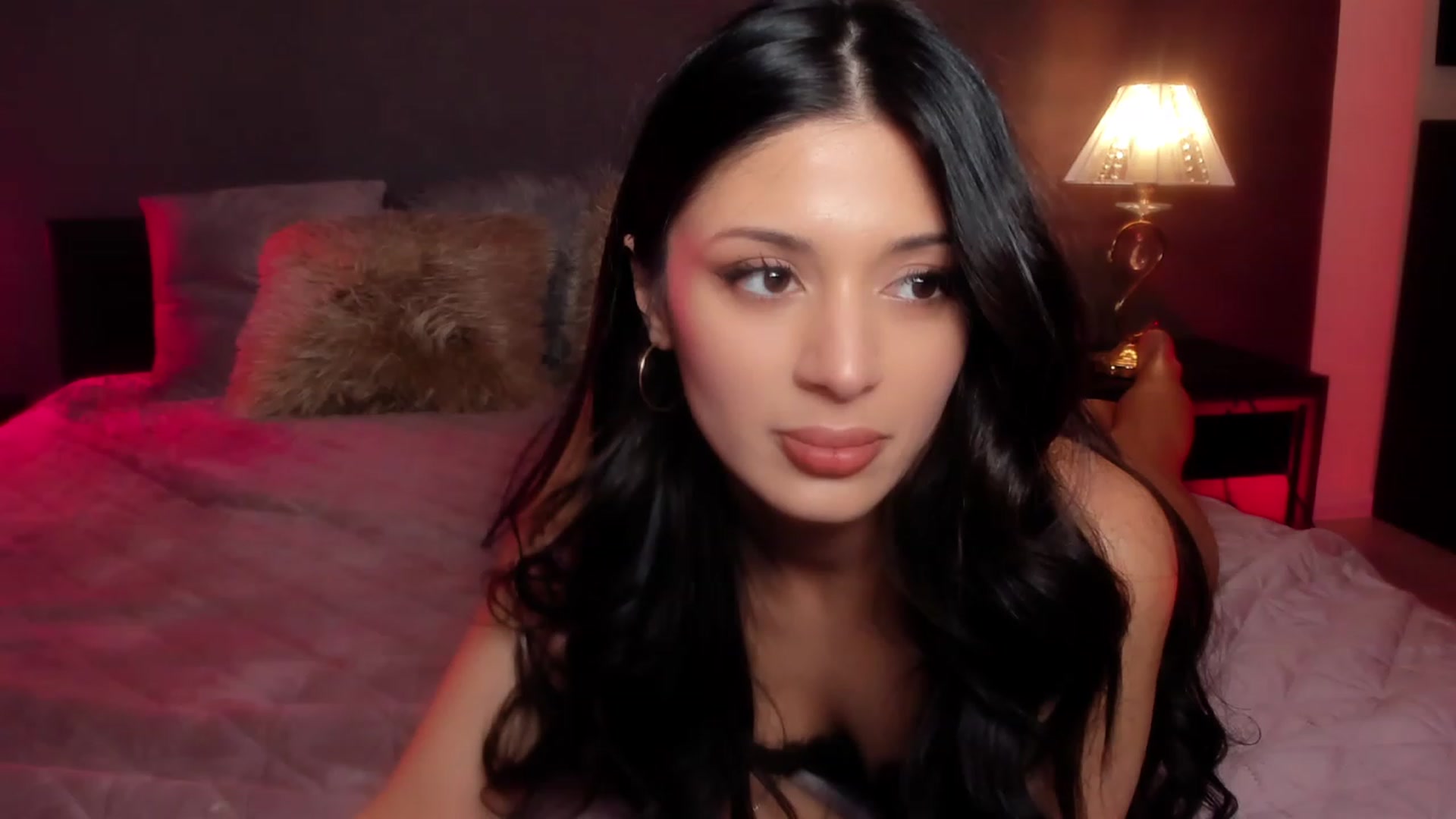 Gallery image thumbnail from Angel_on_Duty's myfreecams stream on, 01/26/2024, 21:08 image 19 of 20