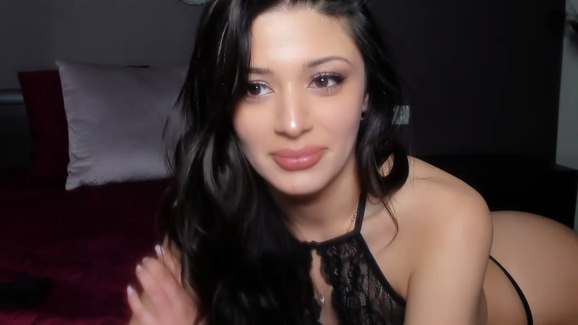 Gallery image thumbnail from Angel_on_Duty's myfreecams stream on, 02/04/2024, 22:20 image 20 of 20