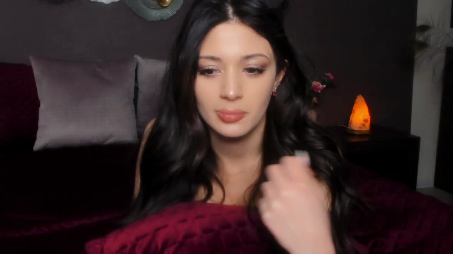 Gallery image thumbnail from Angel_on_Duty's myfreecams stream on, 02/08/2024, 01:36 image 3 of 20