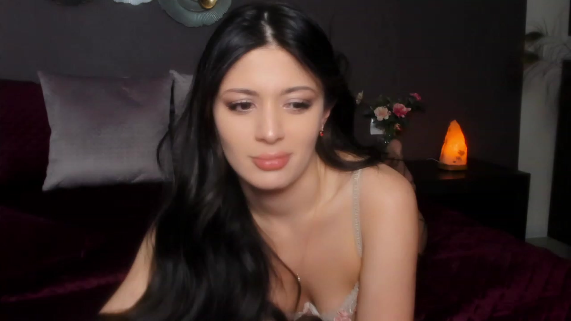 Gallery image thumbnail from Angel_on_Duty's myfreecams stream on, 02/08/2024, 01:36 image 11 of 20