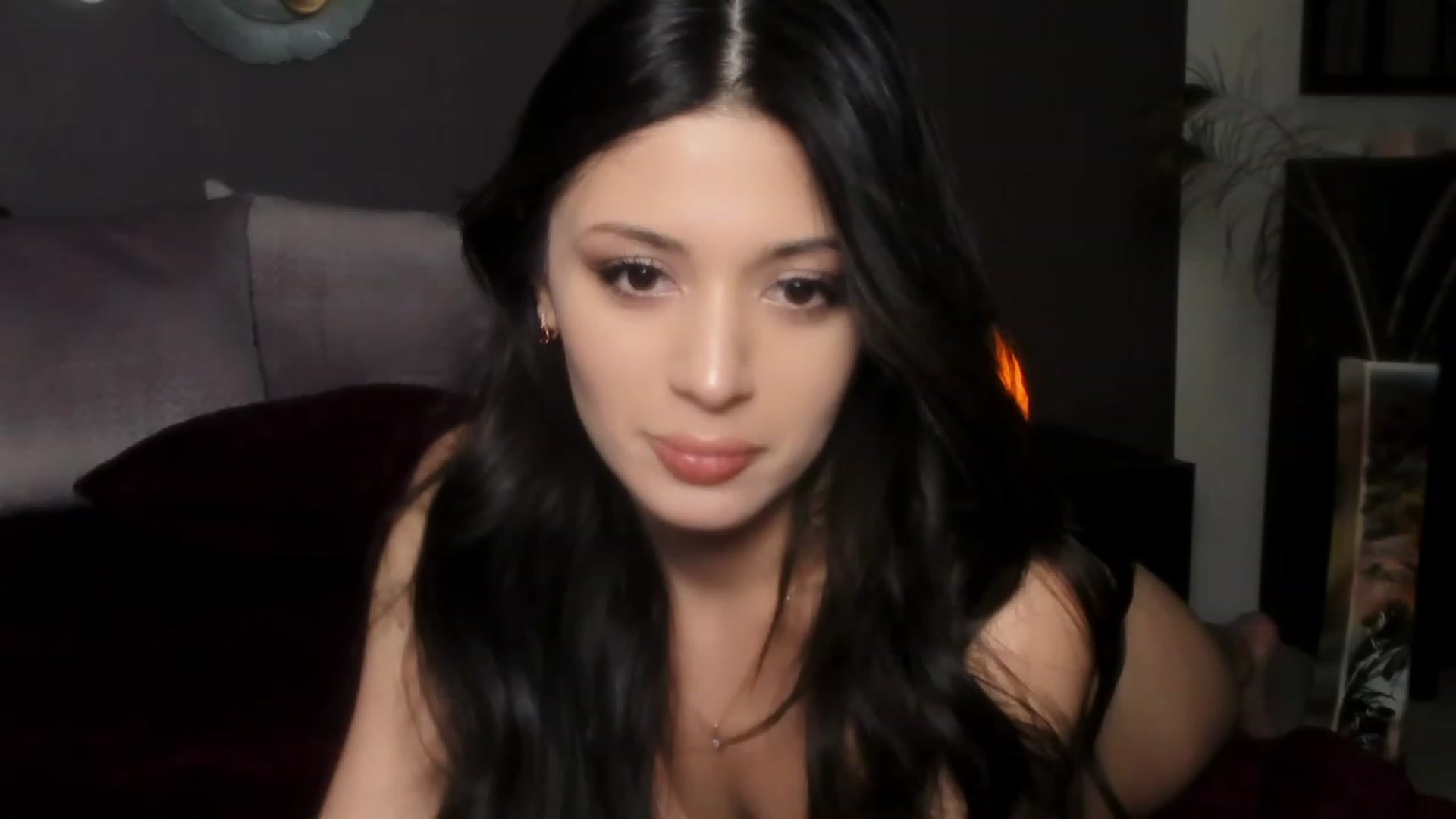 Gallery image thumbnail from Angel_on_Duty's myfreecams stream on, 02/08/2024, 03:12 image 17 of 20