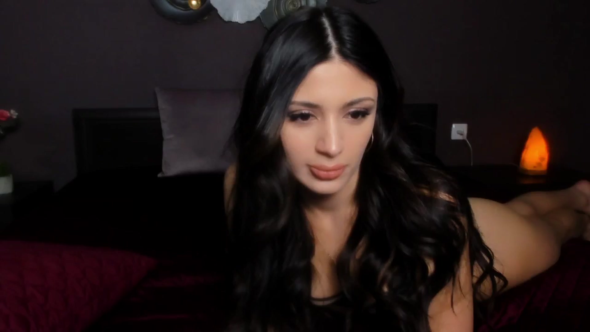 Gallery image thumbnail from Angel_on_Duty's myfreecams stream on, 02/11/2024, 22:25 image 8 of 20
