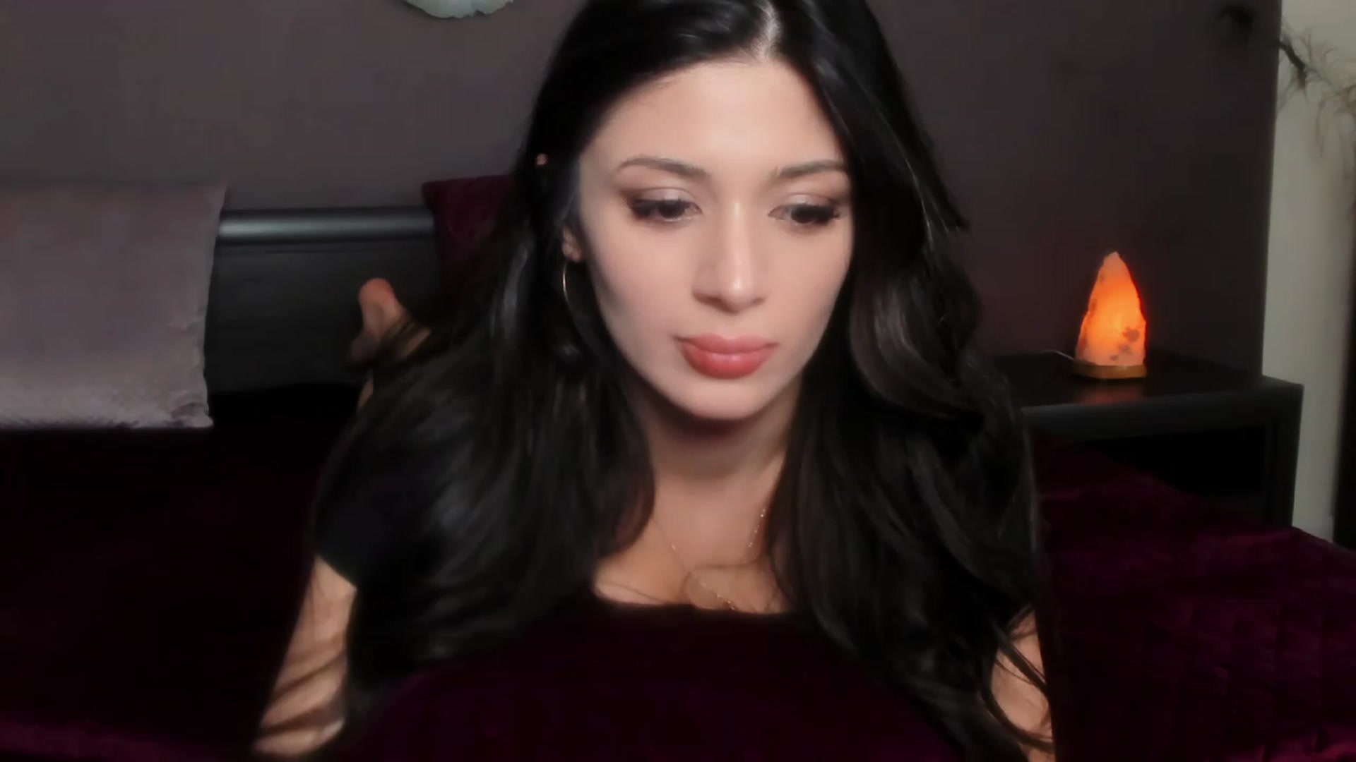 Gallery image thumbnail from Angel_on_Duty's myfreecams stream on, 02/13/2024, 03:03 image 20 of 20