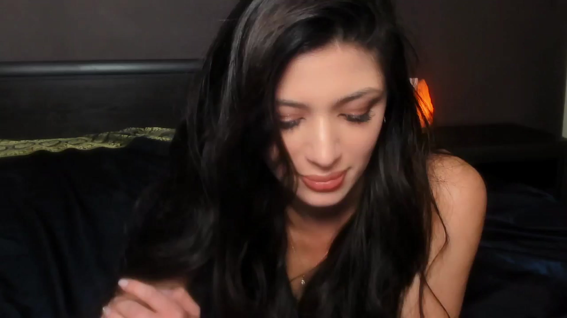 Gallery image thumbnail from Angel_on_Duty's myfreecams stream on, 02/17/2024, 24:59 image 11 of 20