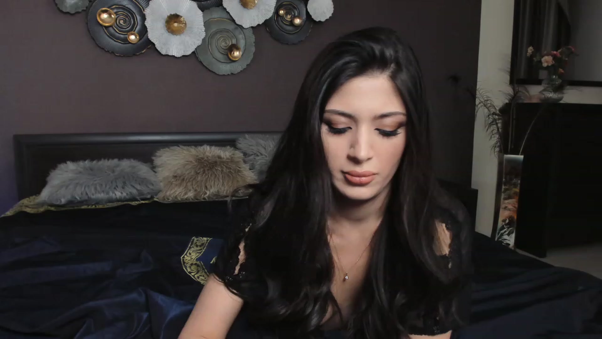 Gallery image thumbnail from Angel_on_Duty's myfreecams stream on, 02/18/2024, 24:12 image 20 of 20