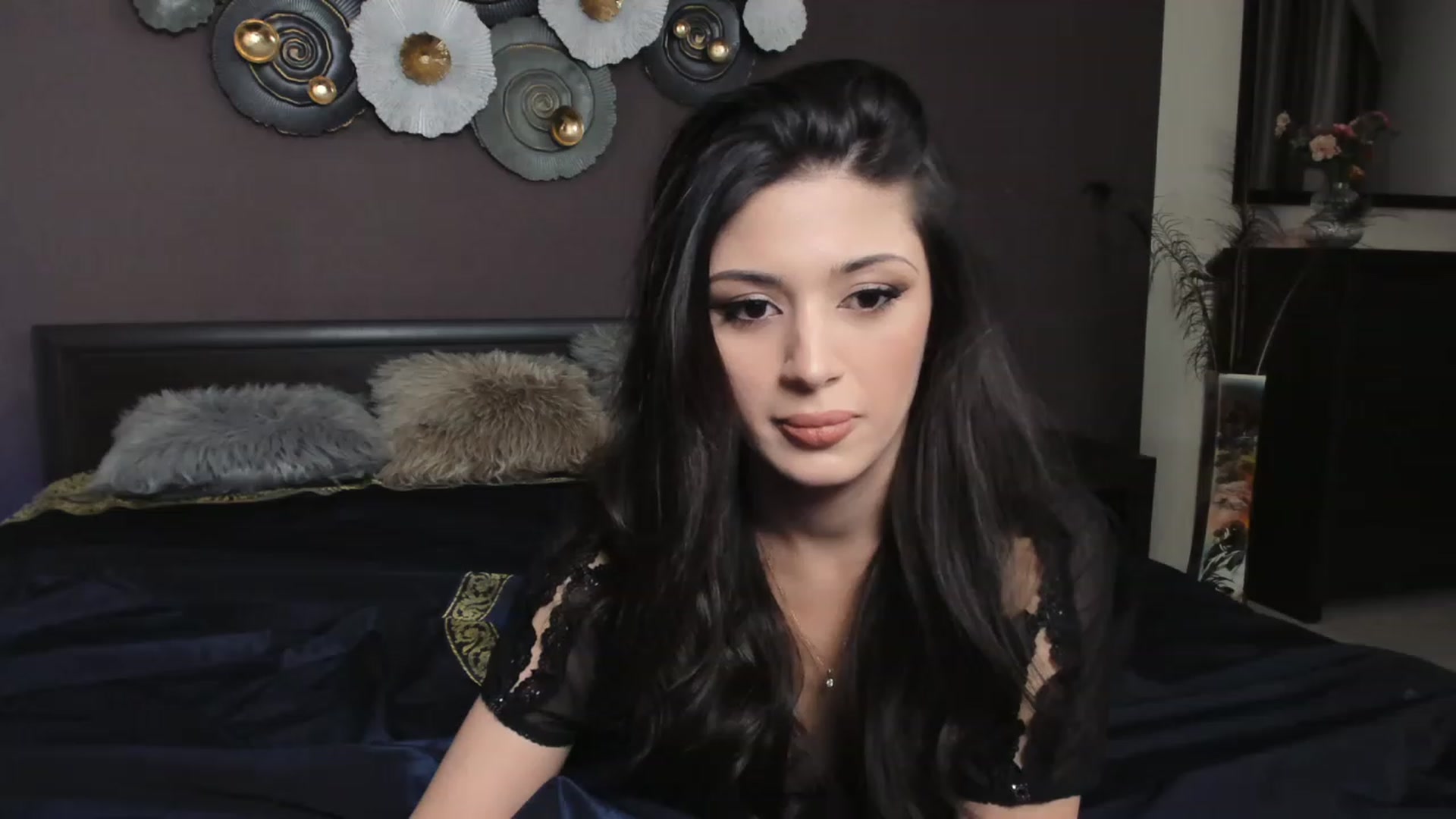 Gallery image thumbnail from Angel_on_Duty's myfreecams stream on, 02/18/2024, 24:12 image 9 of 20