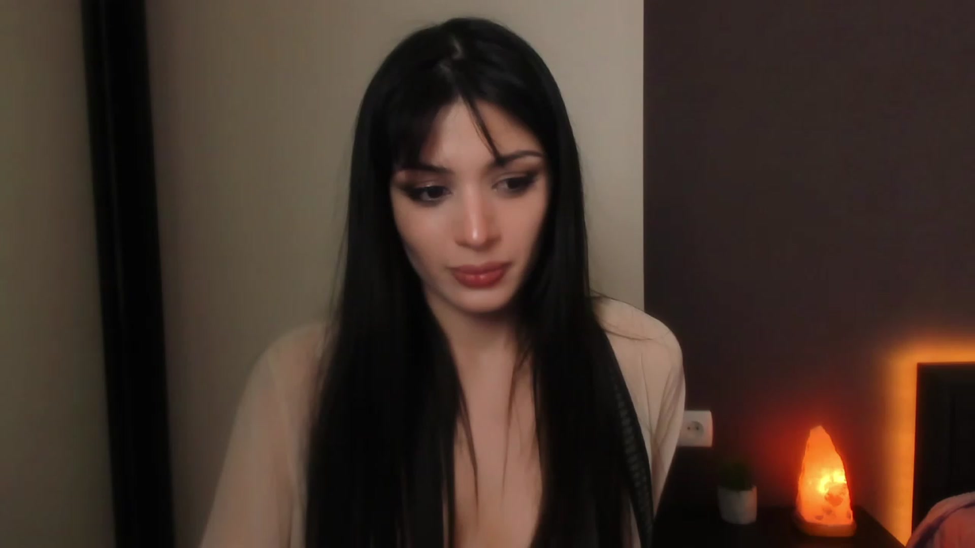 Gallery image thumbnail from Angel_on_Duty's myfreecams stream on, 03/08/2024, 03:44 image 7 of 20