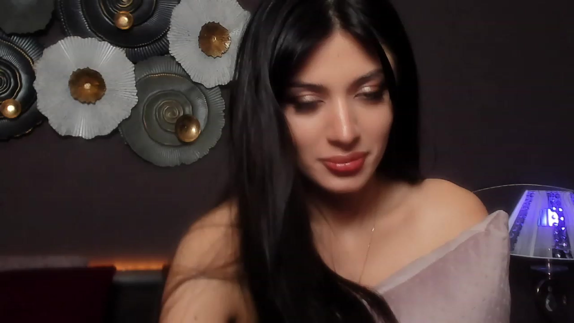 Gallery image thumbnail from Angel_on_Duty's myfreecams stream on, 03/11/2024, 24:00 image 11 of 20