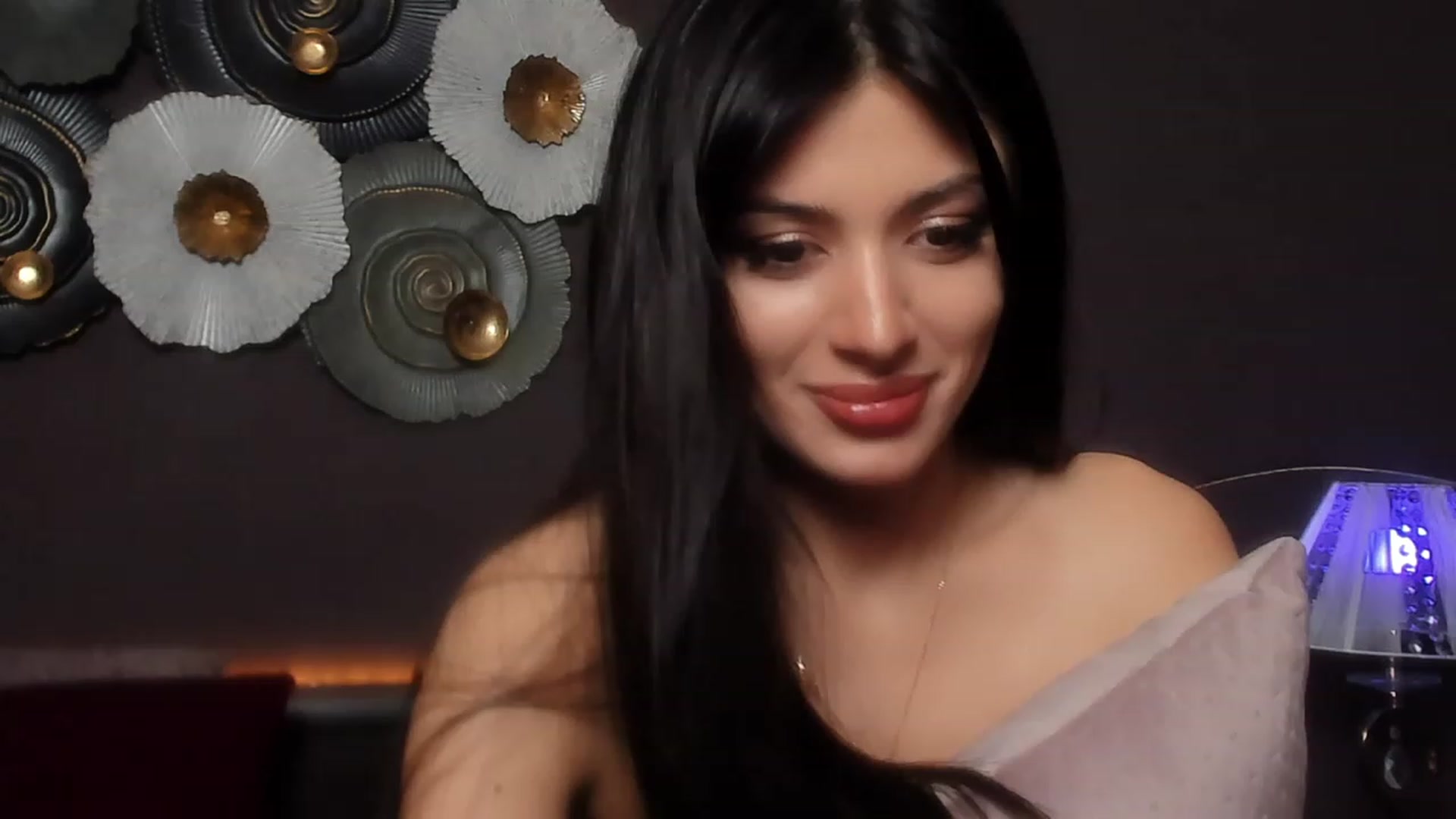 Gallery image thumbnail from Angel_on_Duty's myfreecams stream on, 03/11/2024, 24:00 image 12 of 20