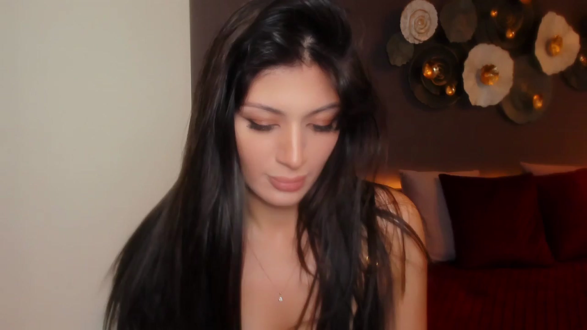 Gallery image thumbnail from Angel_on_Duty's myfreecams stream on, 03/21/2024, 22:41 image 2 of 20