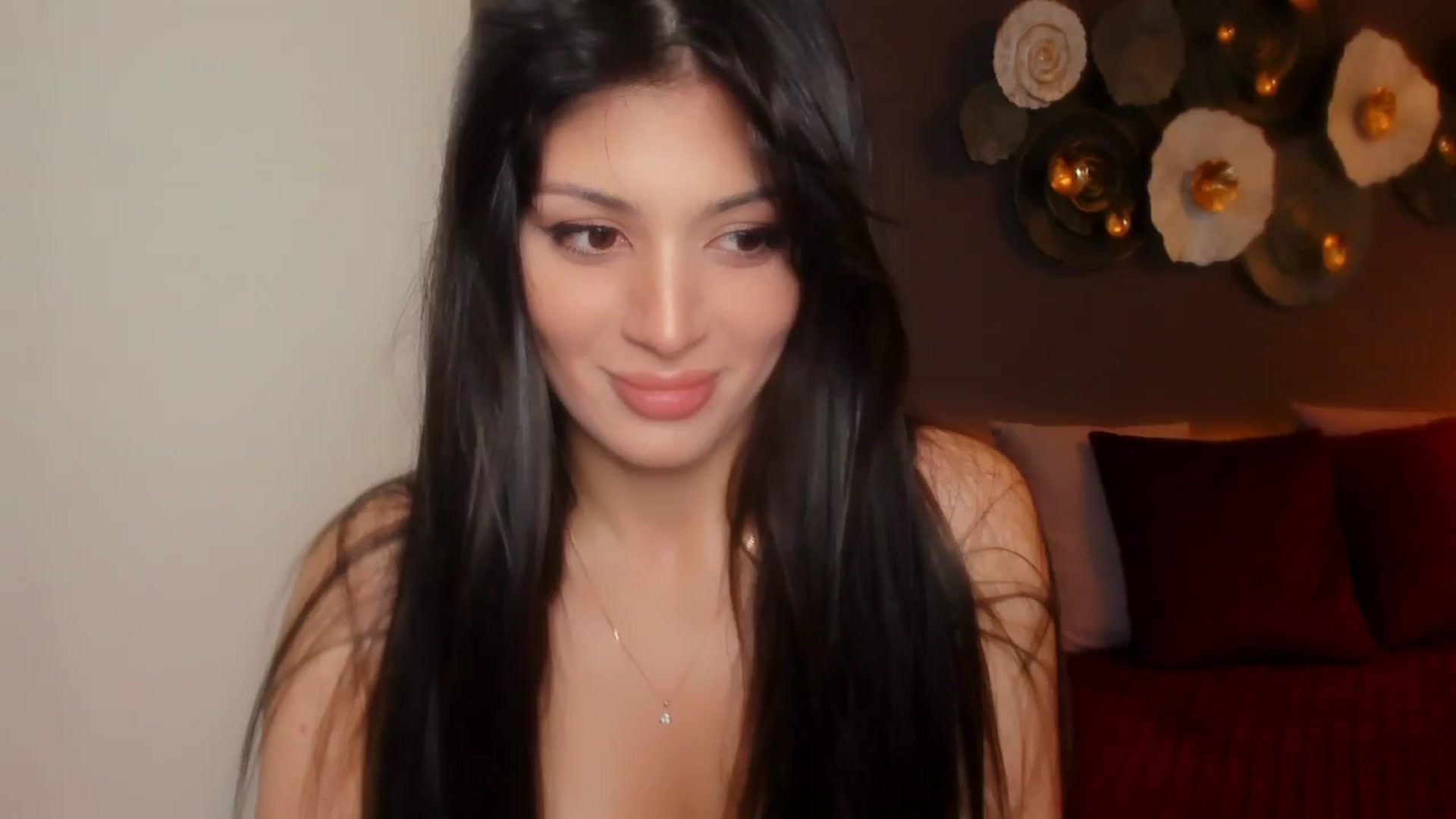 Gallery image thumbnail from Angel_on_Duty's myfreecams stream on, 03/21/2024, 22:41 image 7 of 20
