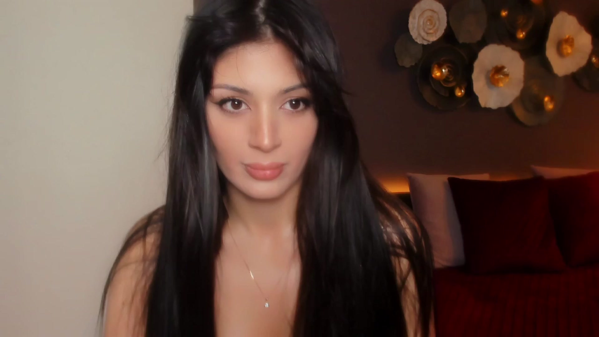 Gallery image thumbnail from Angel_on_Duty's myfreecams stream on, 03/21/2024, 22:41 image 4 of 20