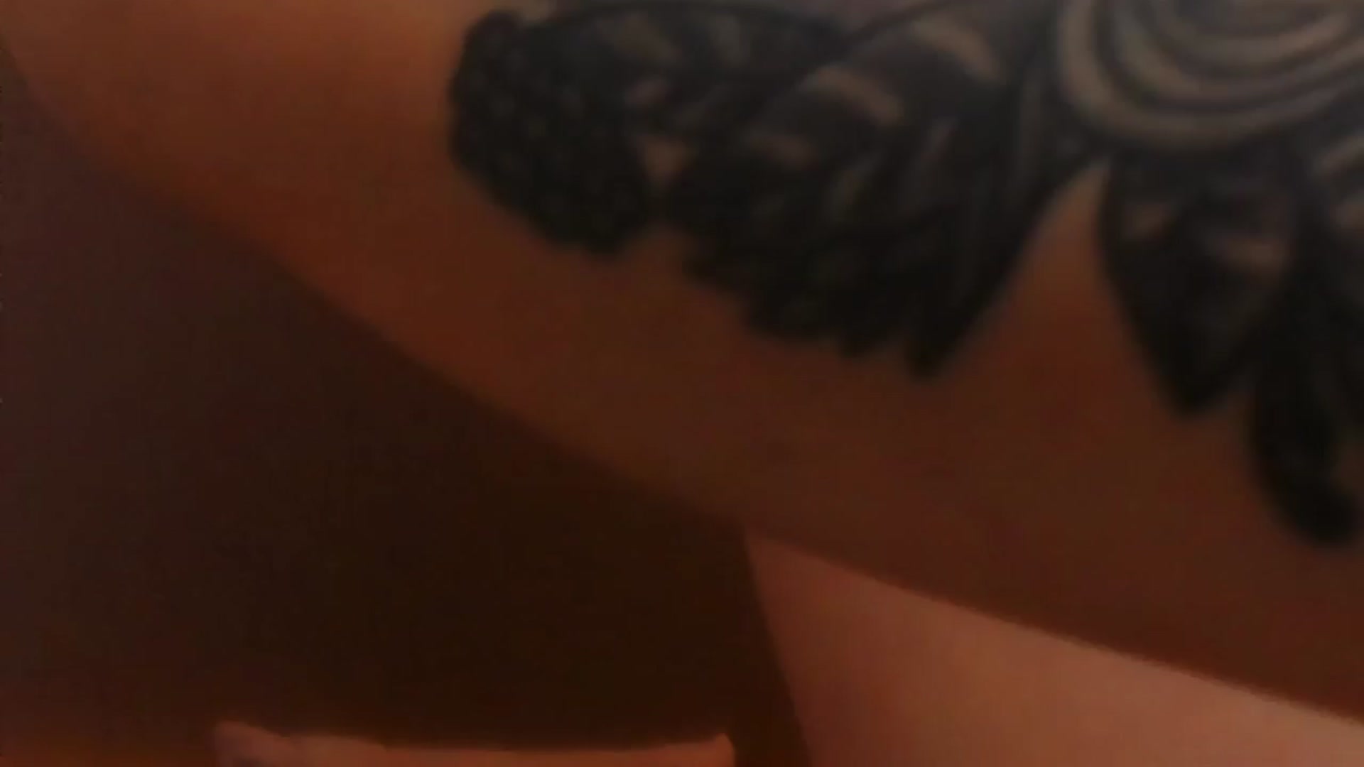 Gallery image thumbnail from Angel_on_Duty's myfreecams stream on, 03/21/2024, 23:48 image 8 of 20