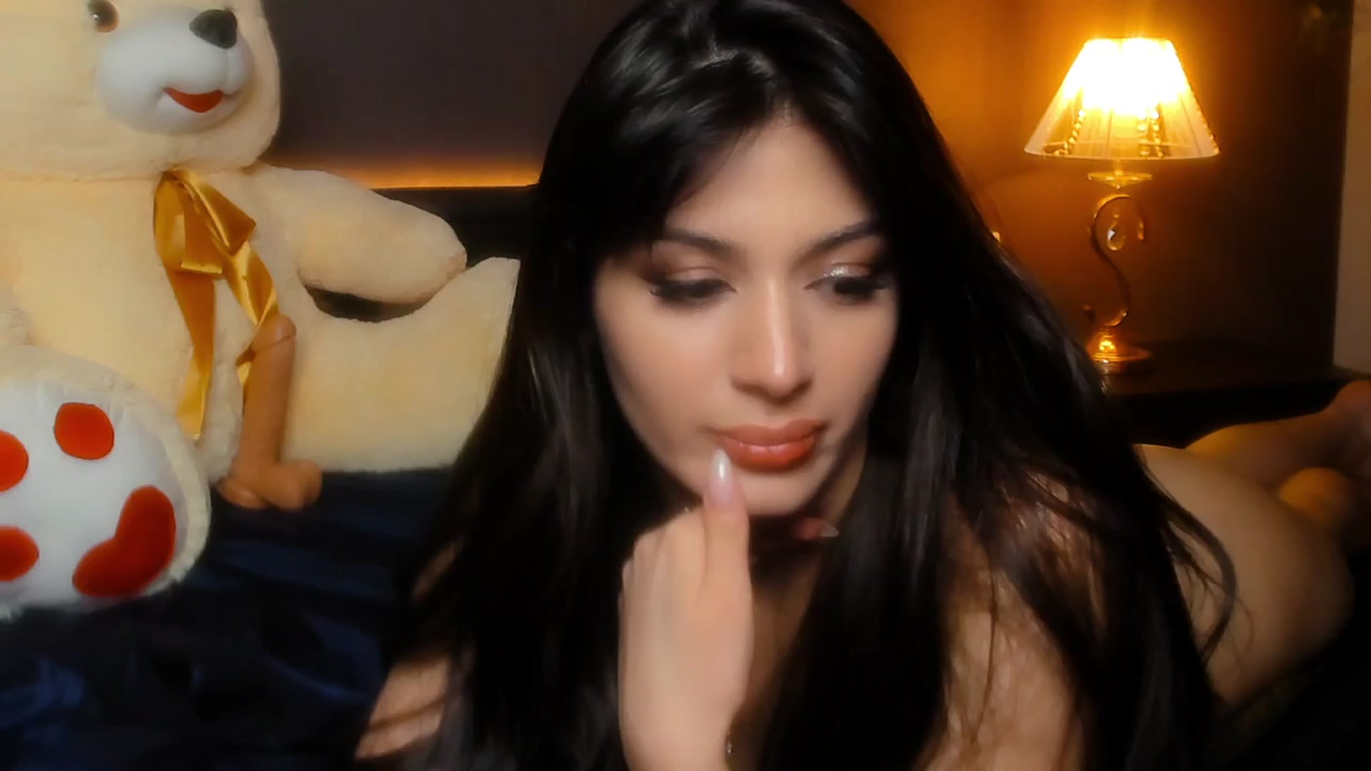 Gallery image thumbnail from Angel_on_Duty's myfreecams stream on, 03/31/2024, 01:47 image 3 of 20