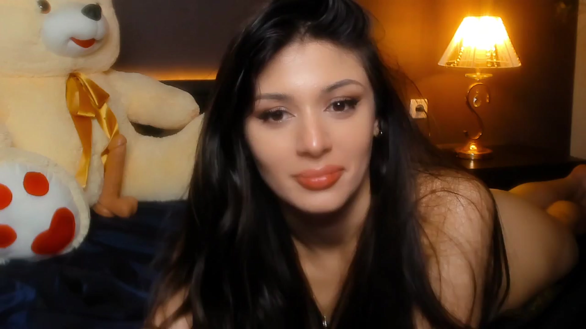 Gallery image thumbnail from Angel_on_Duty's myfreecams stream on, 03/31/2024, 01:47 image 12 of 20