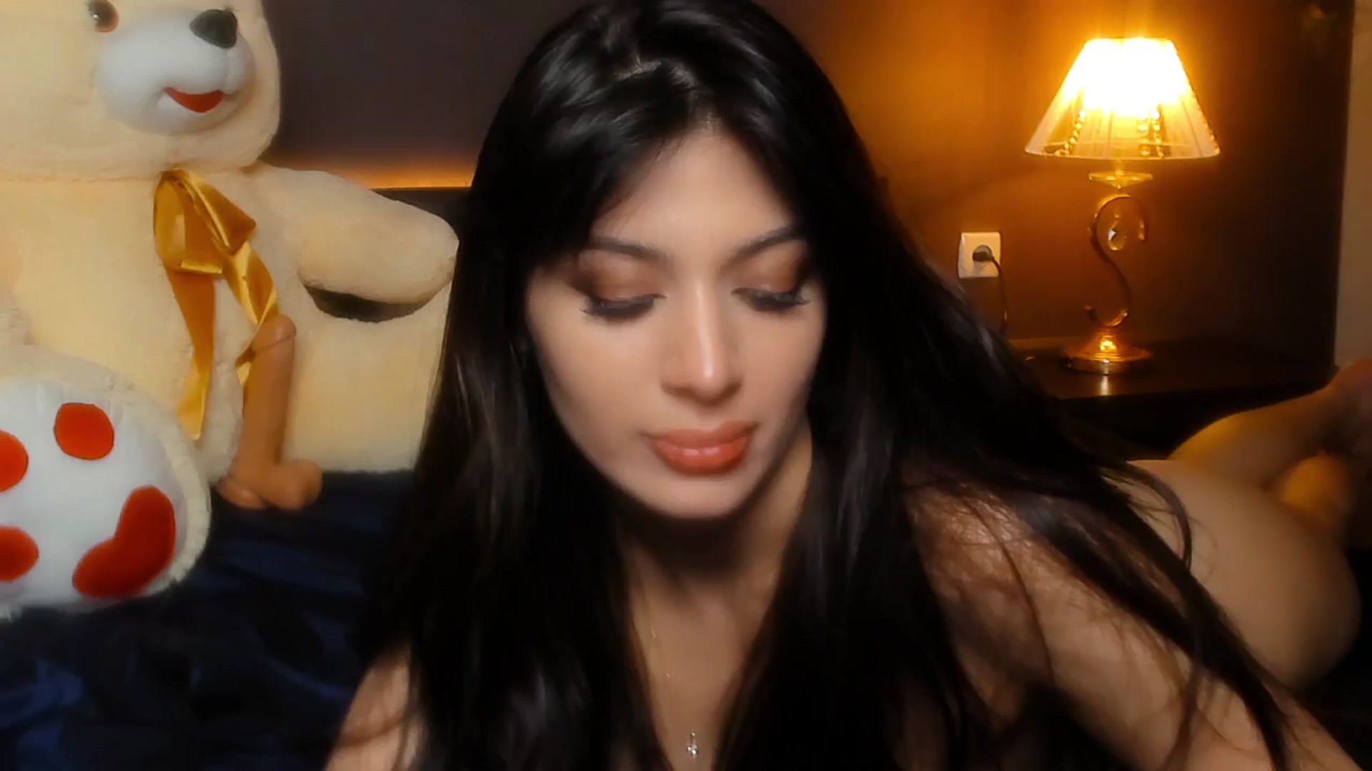 Gallery image thumbnail from Angel_on_Duty's myfreecams stream on, 03/31/2024, 01:47 image 2 of 20