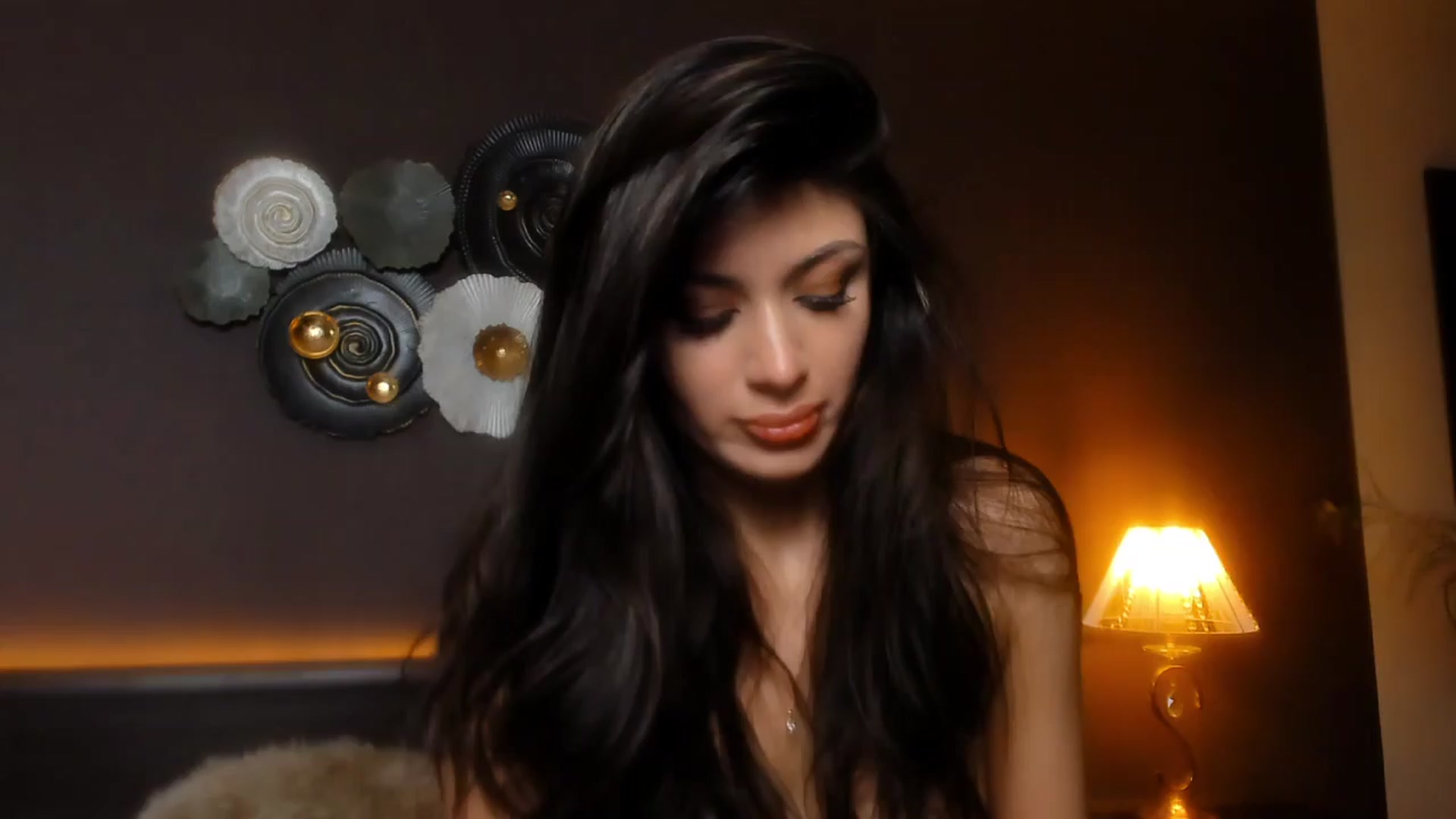 Gallery image thumbnail from Angel_on_Duty's myfreecams stream on, 03/31/2024, 02:39 image 18 of 20