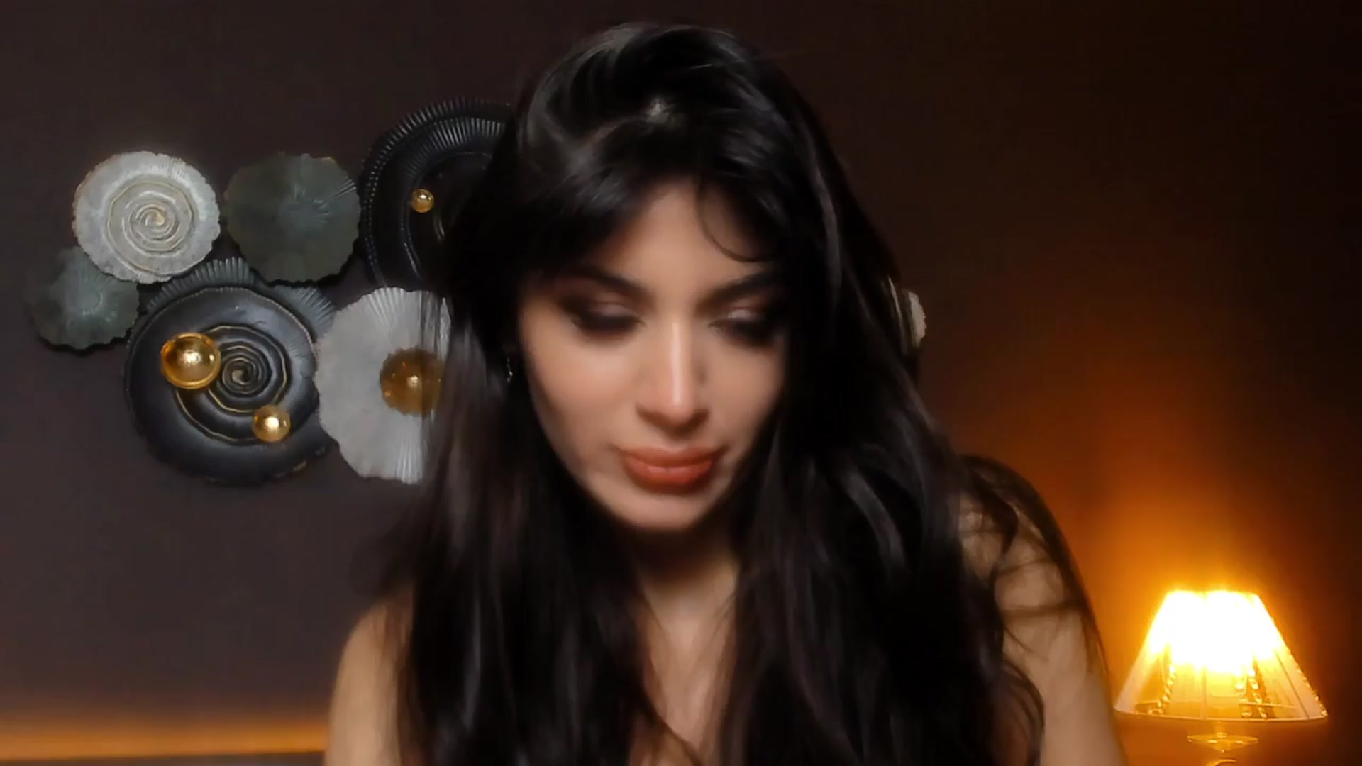 Gallery image thumbnail from Angel_on_Duty's myfreecams stream on, 03/31/2024, 02:39 image 13 of 20