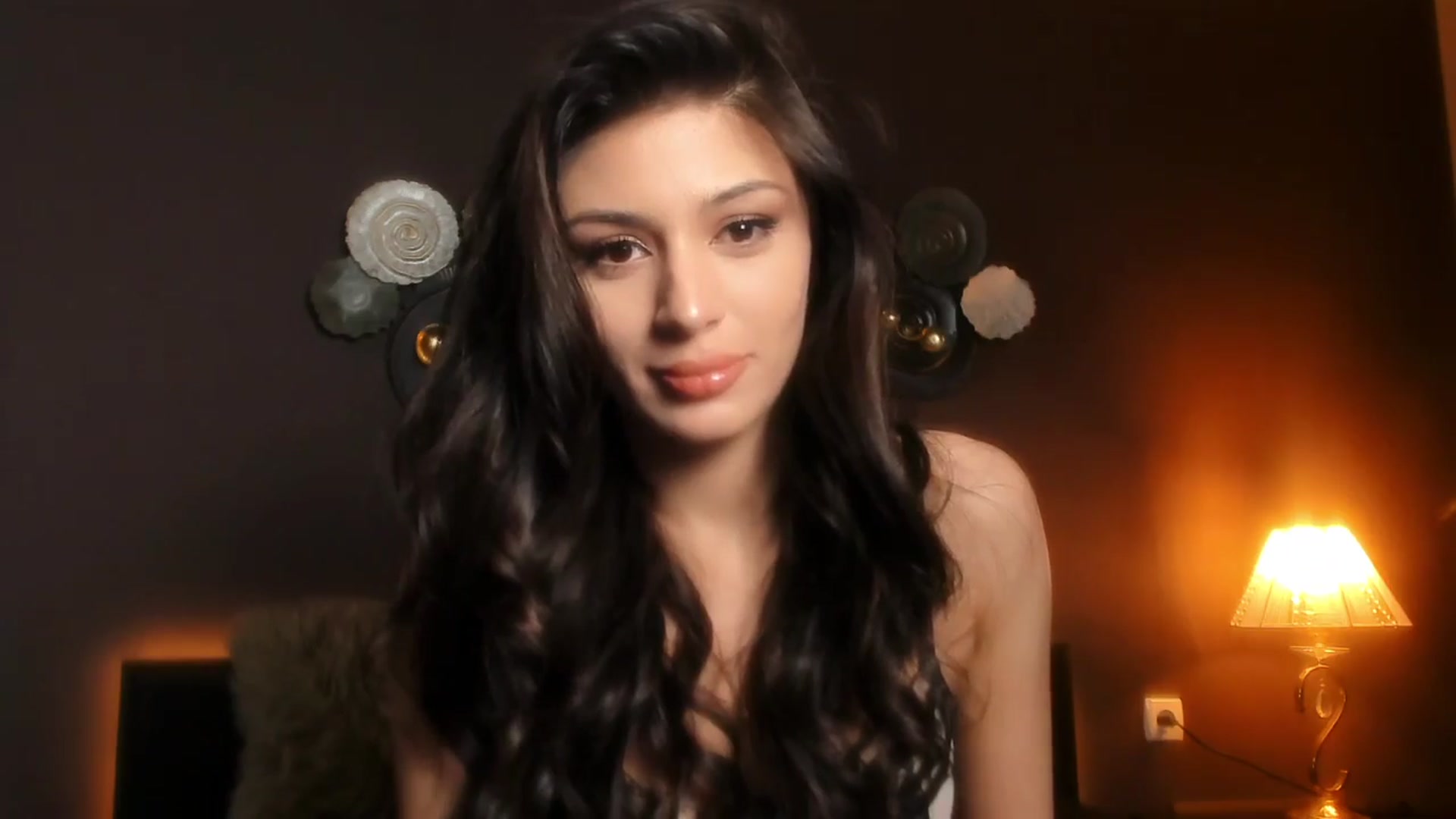 Gallery image thumbnail from Angel_on_Duty's myfreecams stream on, 04/02/2024, 24:01 image 10 of 20