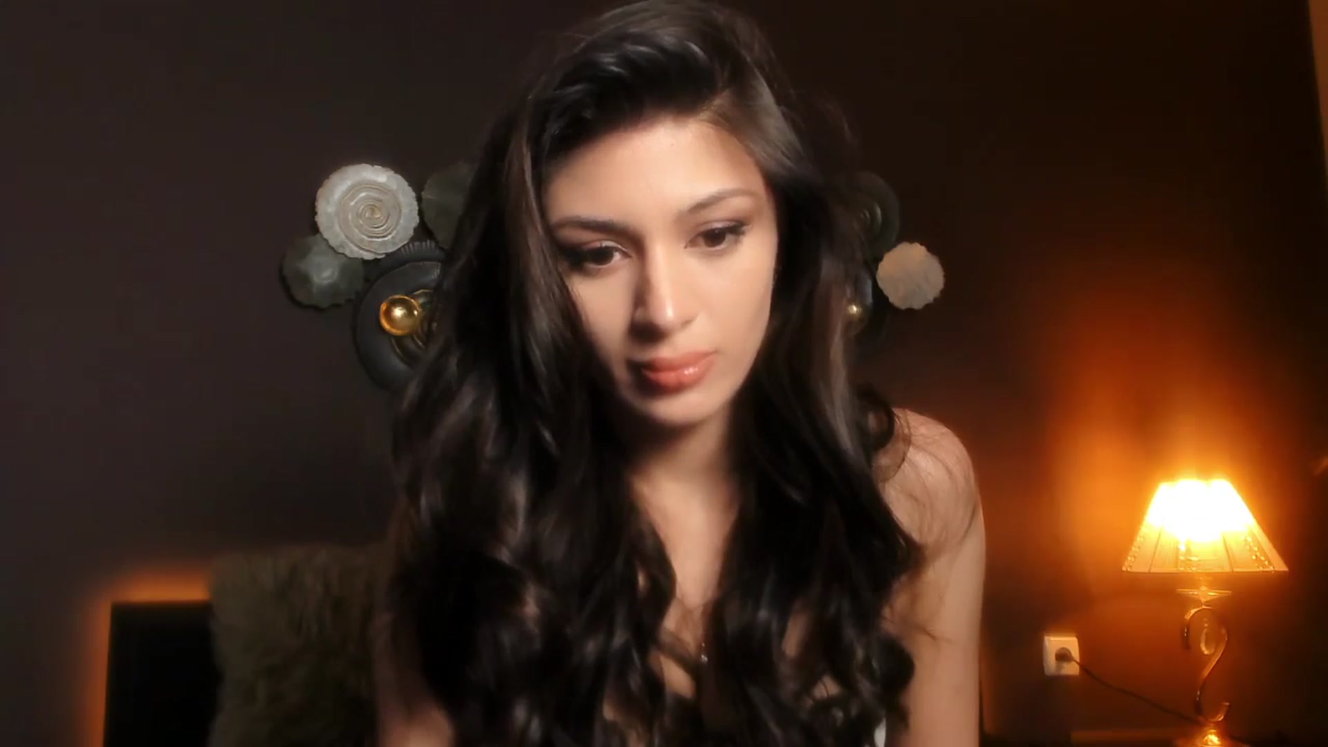 Gallery image thumbnail from Angel_on_Duty's myfreecams stream on, 04/02/2024, 24:01 image 8 of 20