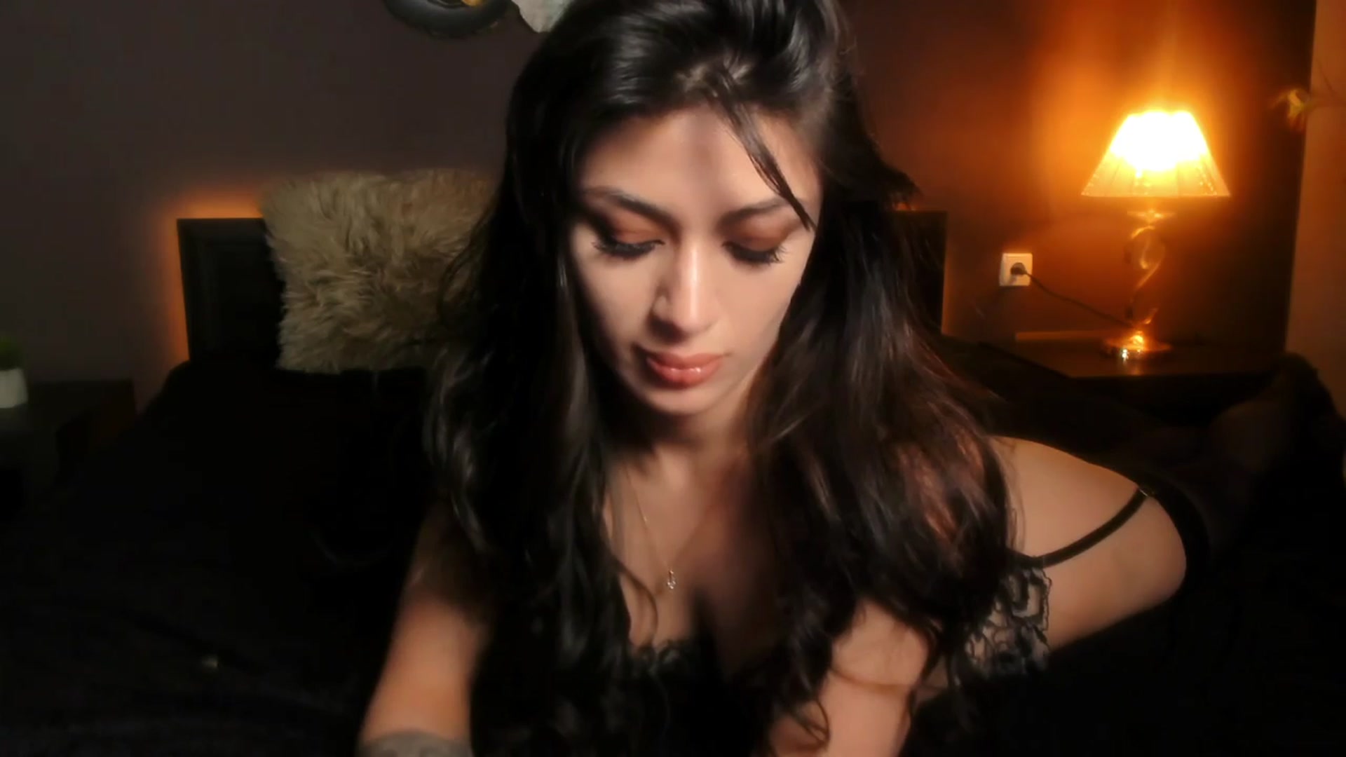Gallery image thumbnail from Angel_on_Duty's myfreecams stream on, 04/02/2024, 24:01 image 18 of 20