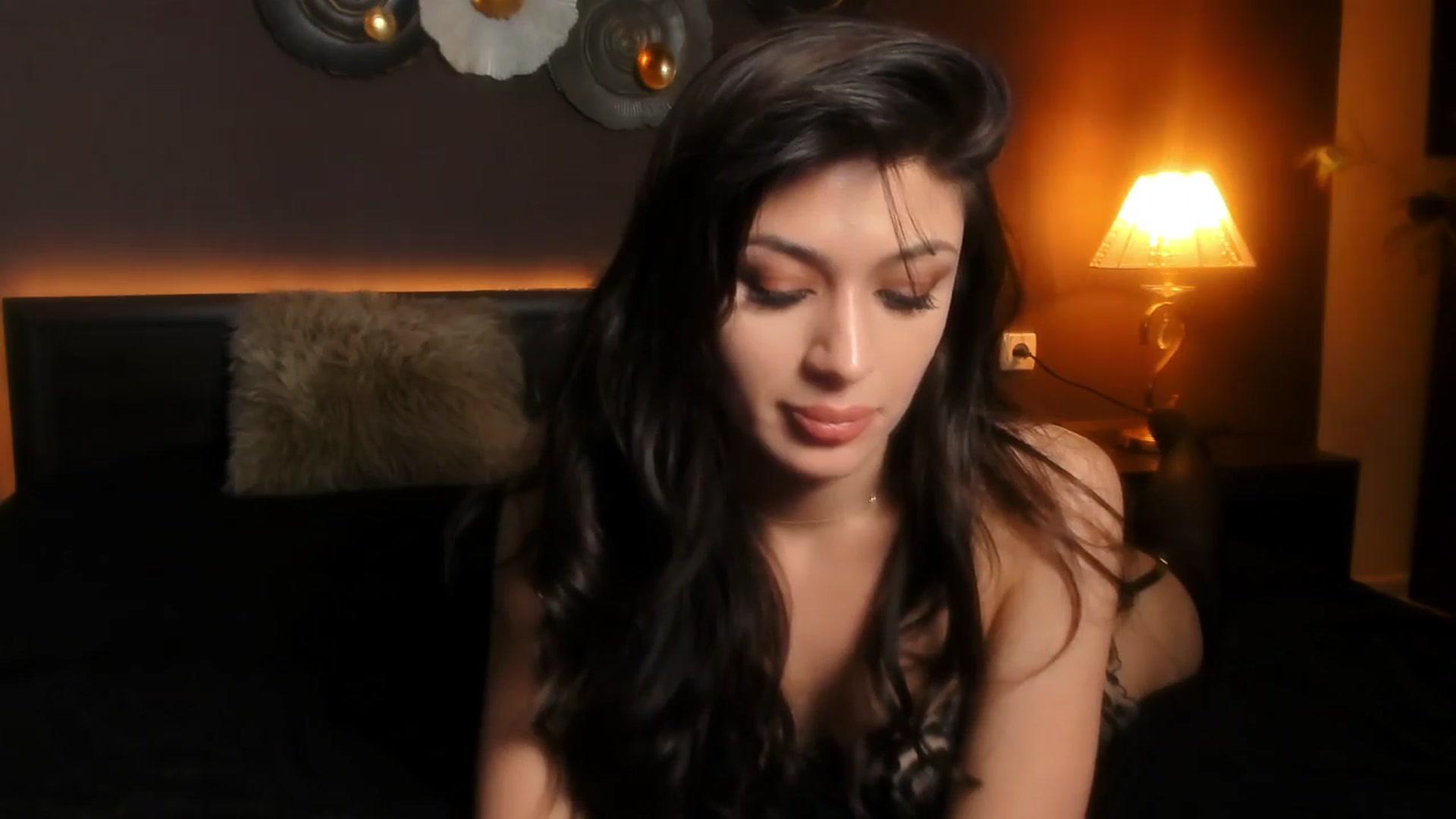 Gallery image thumbnail from Angel_on_Duty's myfreecams stream on, 04/02/2024, 01:33 image 7 of 20