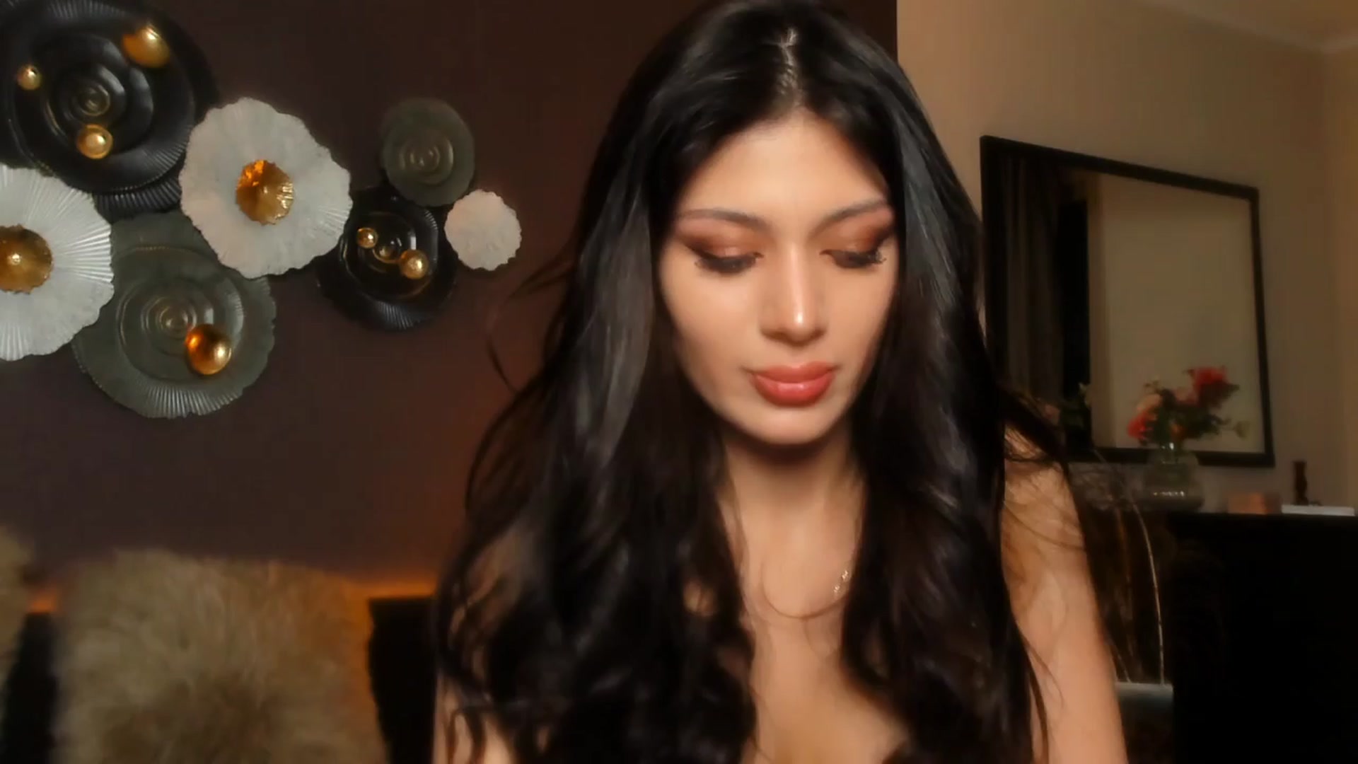 Gallery image thumbnail from Angel_on_Duty's myfreecams stream on, 04/05/2024, 24:42 image 7 of 20