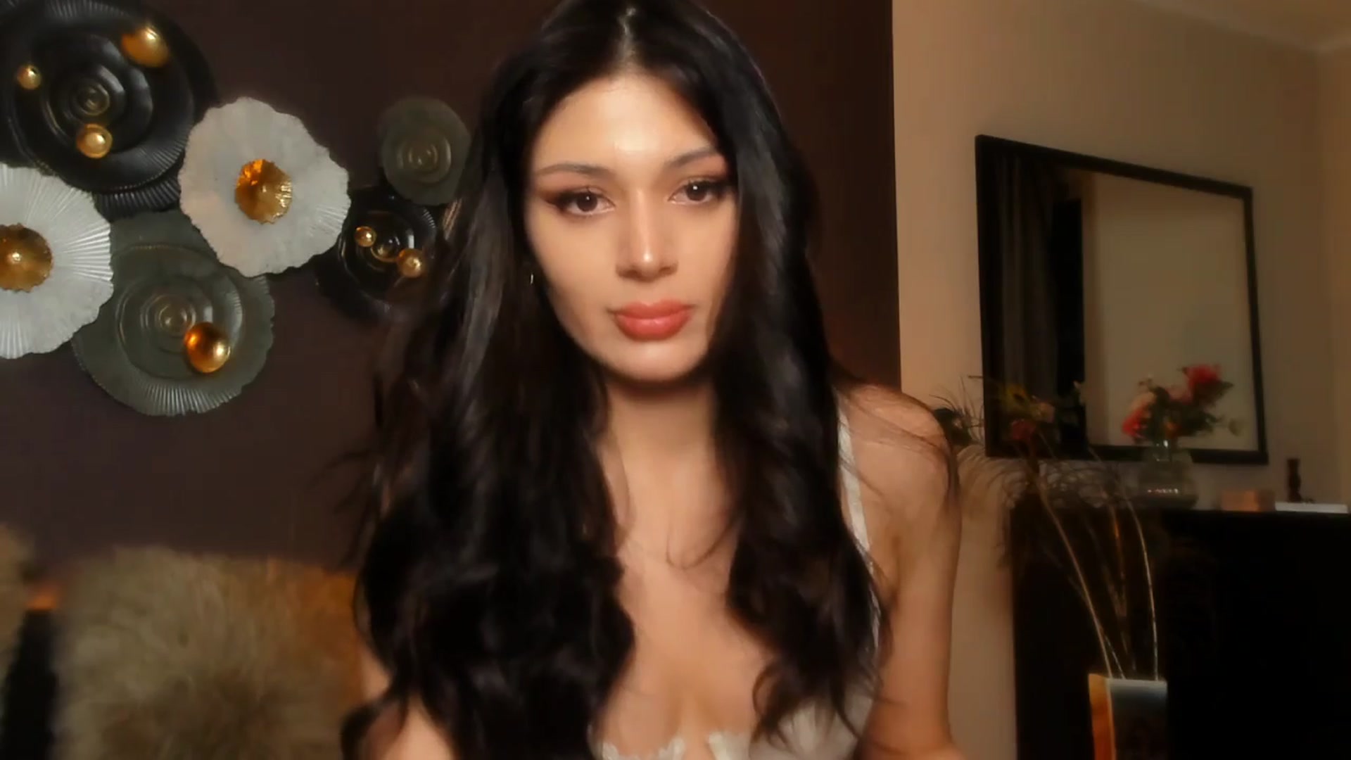 Gallery image thumbnail from Angel_on_Duty's myfreecams stream on, 04/05/2024, 24:42 image 10 of 20