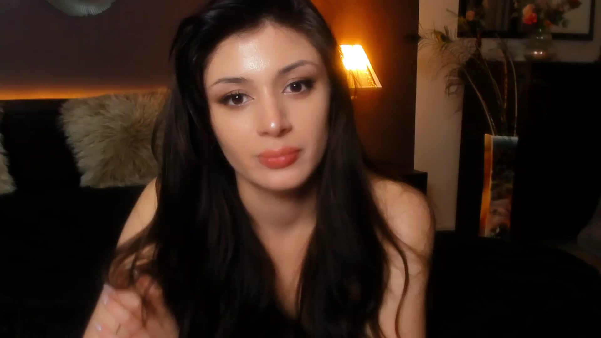Gallery image thumbnail from Angel_on_Duty's myfreecams stream on, 04/06/2024, 02:31 image 18 of 20