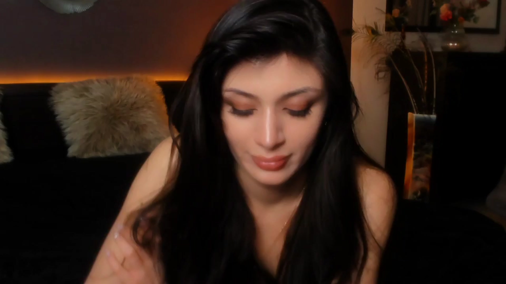 Gallery image thumbnail from Angel_on_Duty's myfreecams stream on, 04/06/2024, 02:31 image 19 of 20