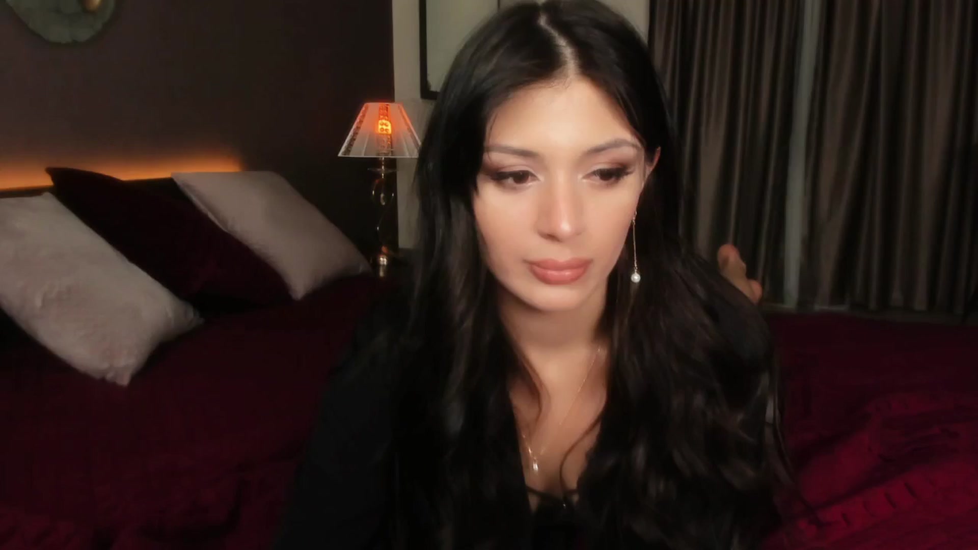 Gallery image thumbnail from Angel_on_Duty's myfreecams stream on, 04/15/2024, 21:11 image 9 of 20