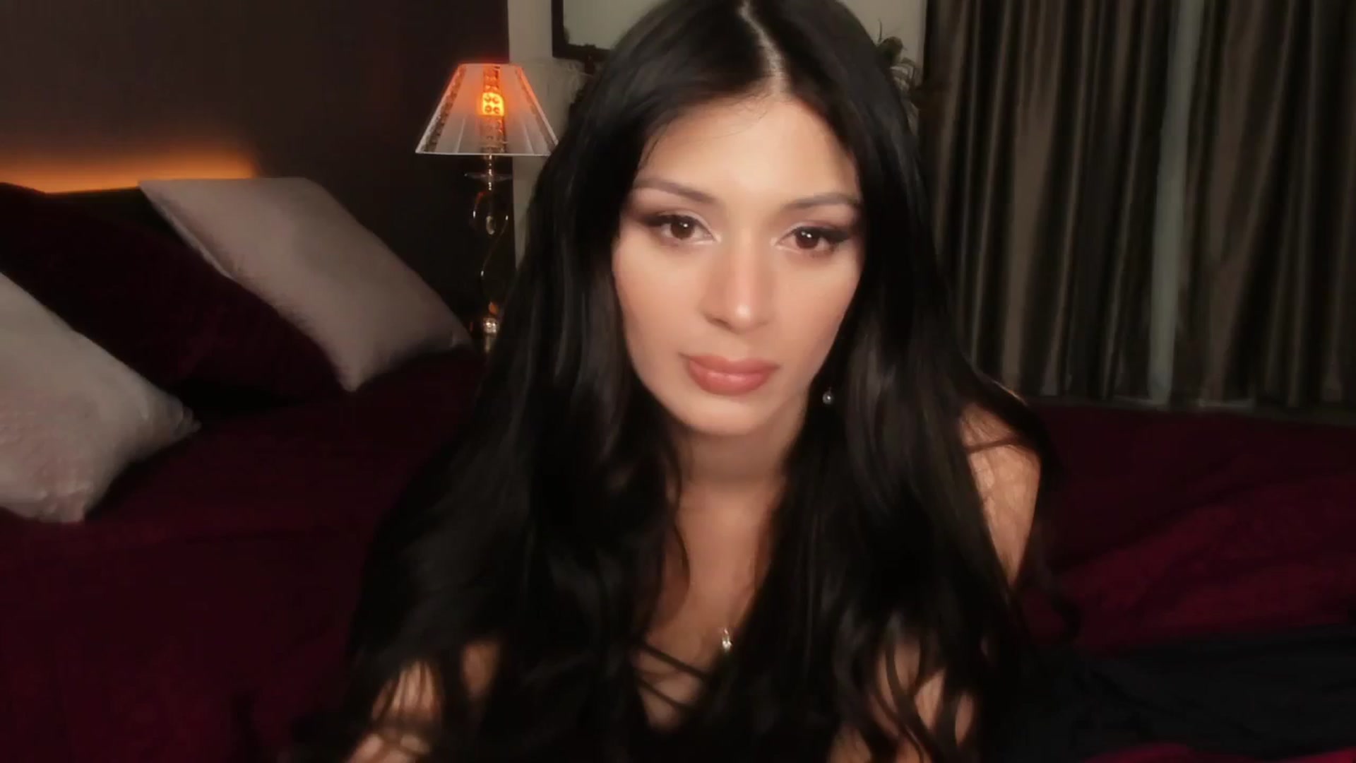 Gallery image thumbnail from Angel_on_Duty's myfreecams stream on, 04/15/2024, 21:11 image 11 of 20