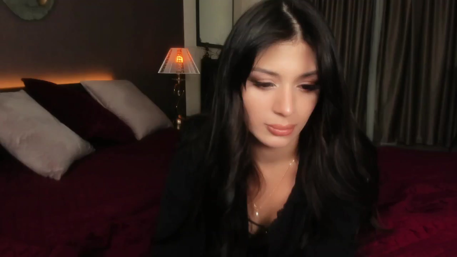 Gallery image thumbnail from Angel_on_Duty's myfreecams stream on, 04/15/2024, 21:11 image 8 of 20