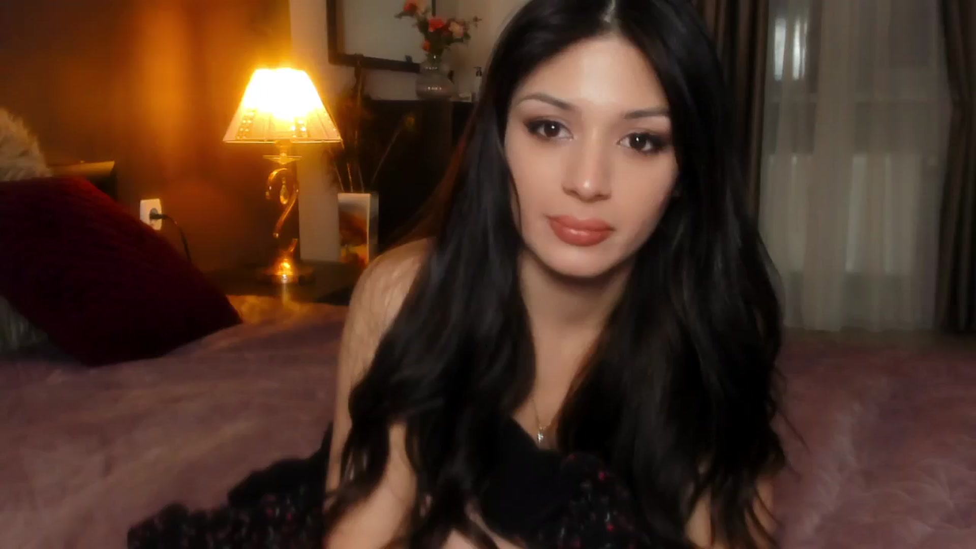 Gallery image thumbnail from Angel_on_Duty's myfreecams stream on, 04/21/2024, 01:51 image 8 of 20