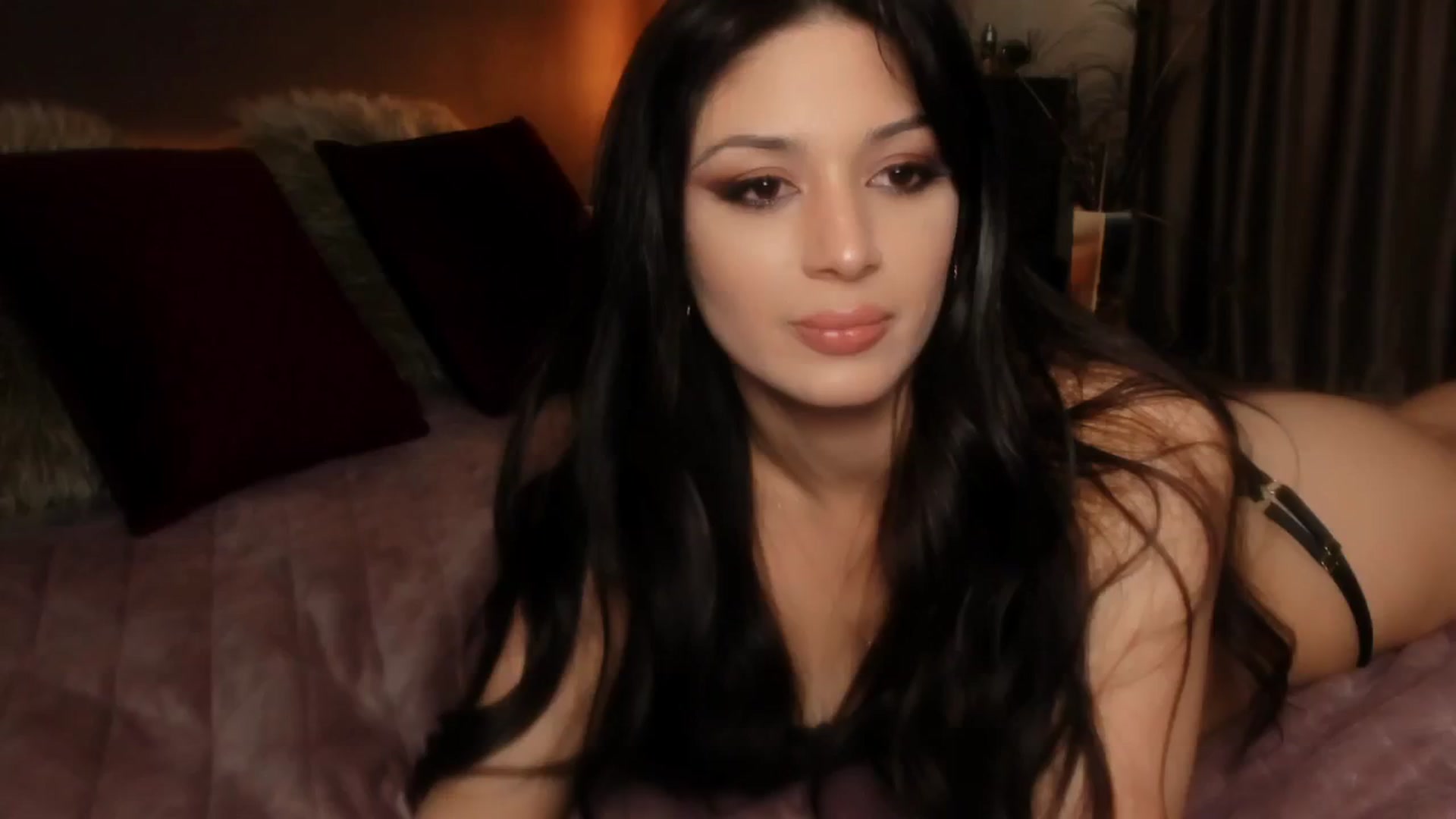 Gallery image thumbnail from Angel_on_Duty's myfreecams stream on, 04/23/2024, 21:34 image 10 of 20