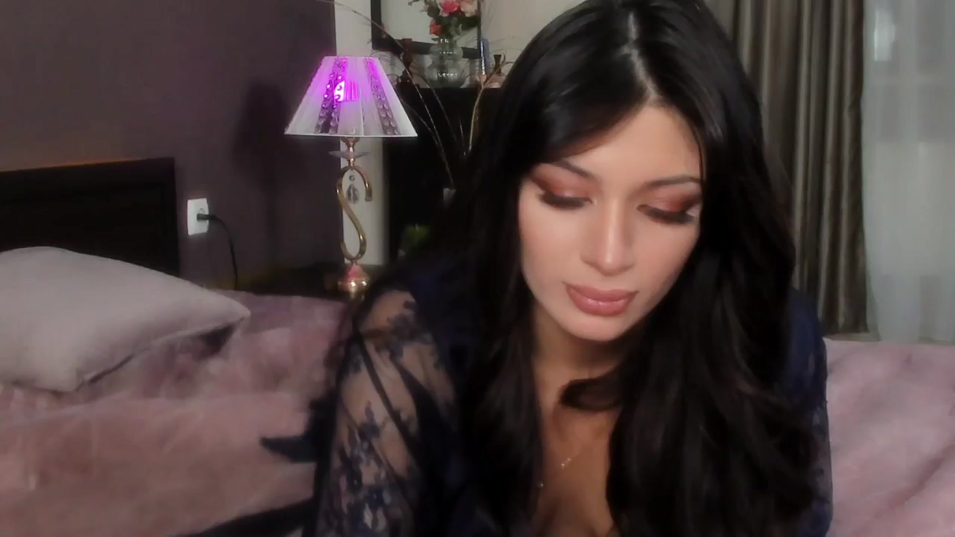 Gallery image thumbnail from Angel_on_Duty's myfreecams stream on, 04/25/2024, 23:26 image 1 of 20