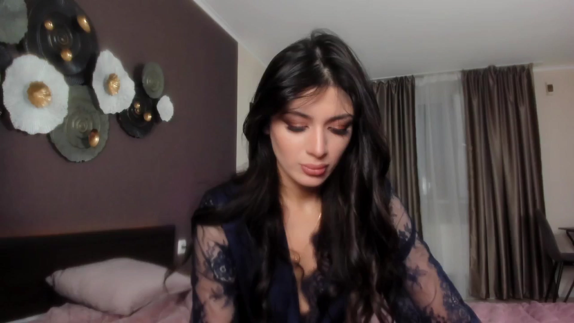 Gallery image thumbnail from Angel_on_Duty's myfreecams stream on, 04/25/2024, 23:26 image 18 of 20