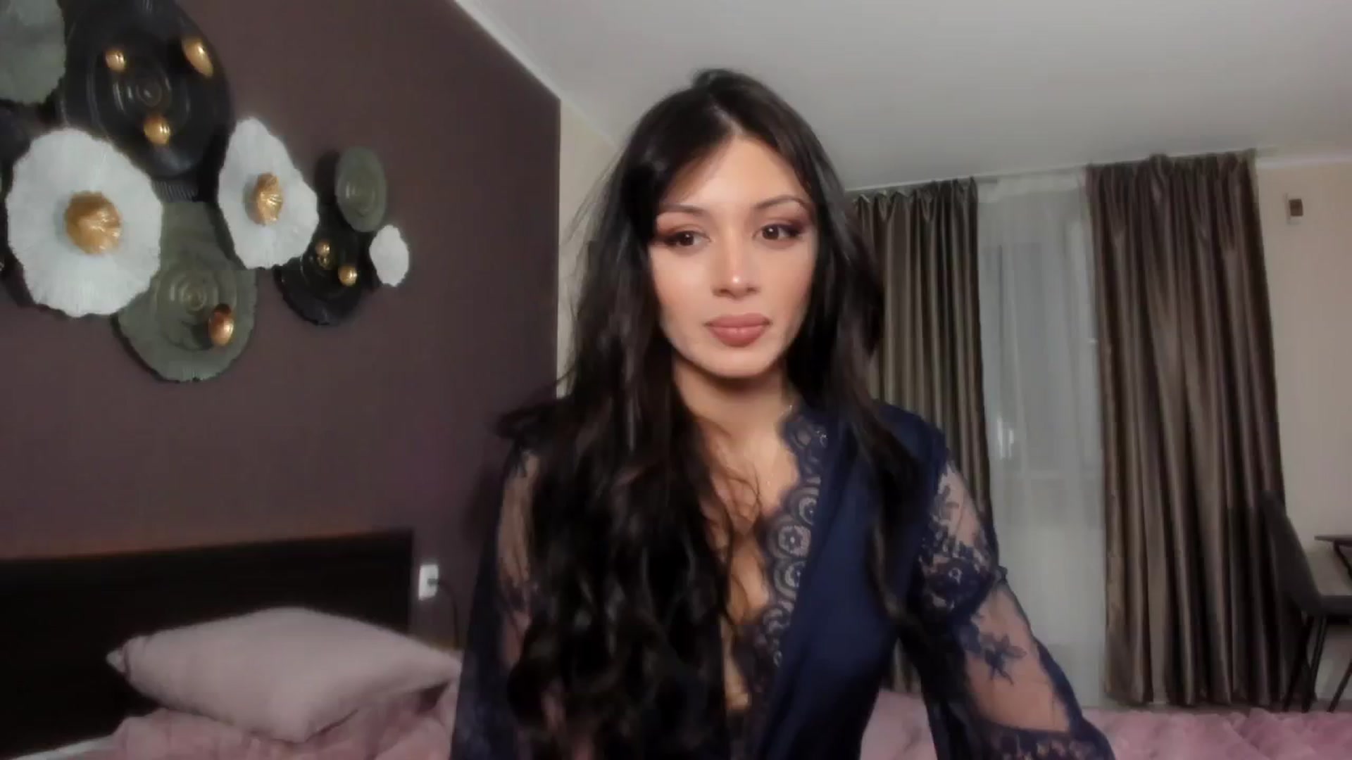 Gallery image thumbnail from Angel_on_Duty's myfreecams stream on, 04/25/2024, 23:26 image 15 of 20