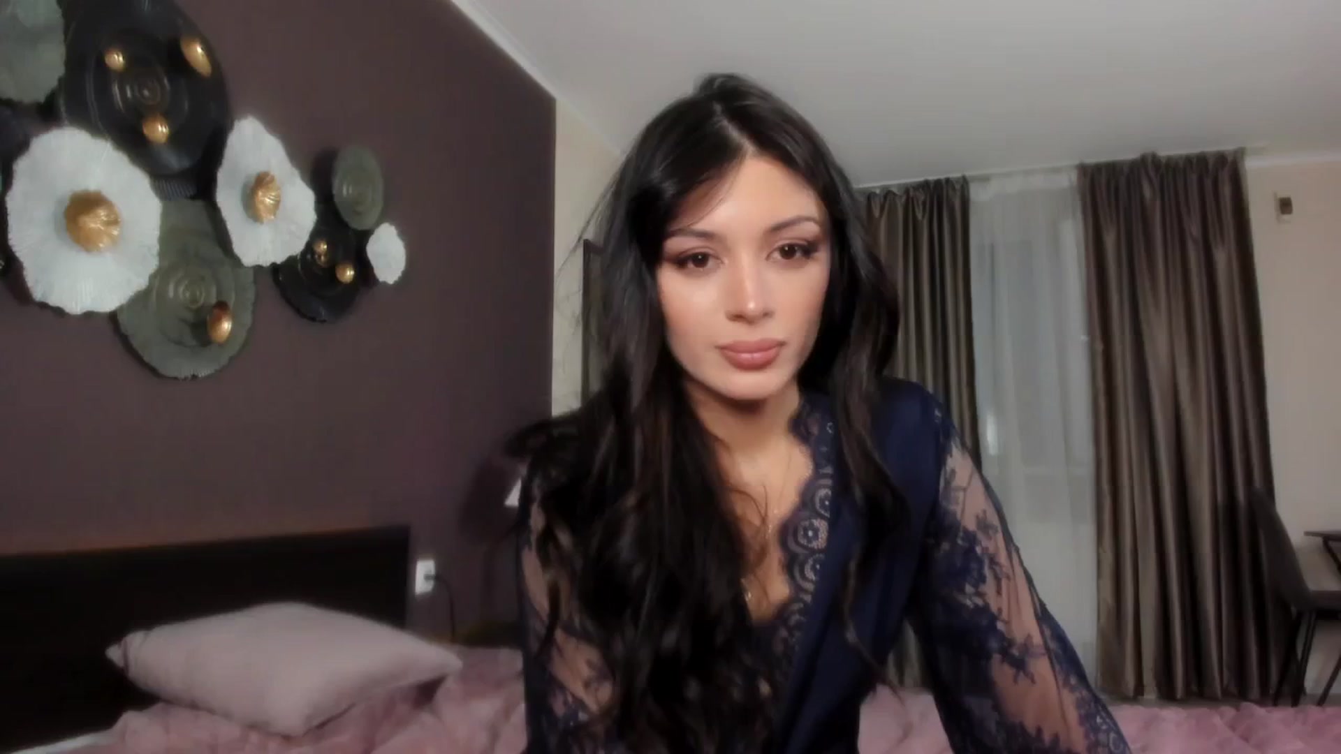 Gallery image thumbnail from Angel_on_Duty's myfreecams stream on, 04/25/2024, 23:26 image 11 of 20