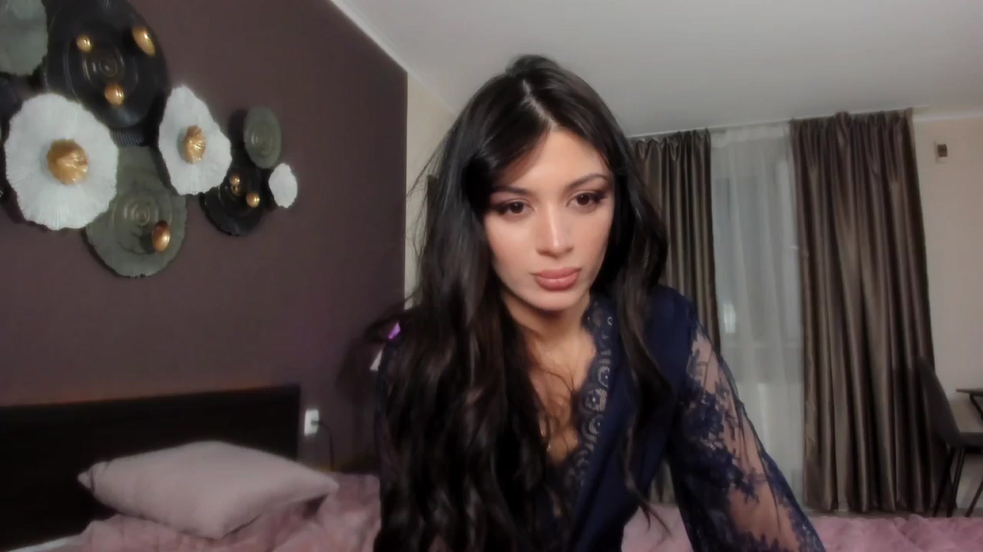 Gallery image thumbnail from Angel_on_Duty's myfreecams stream on, 04/25/2024, 23:26 image 12 of 20